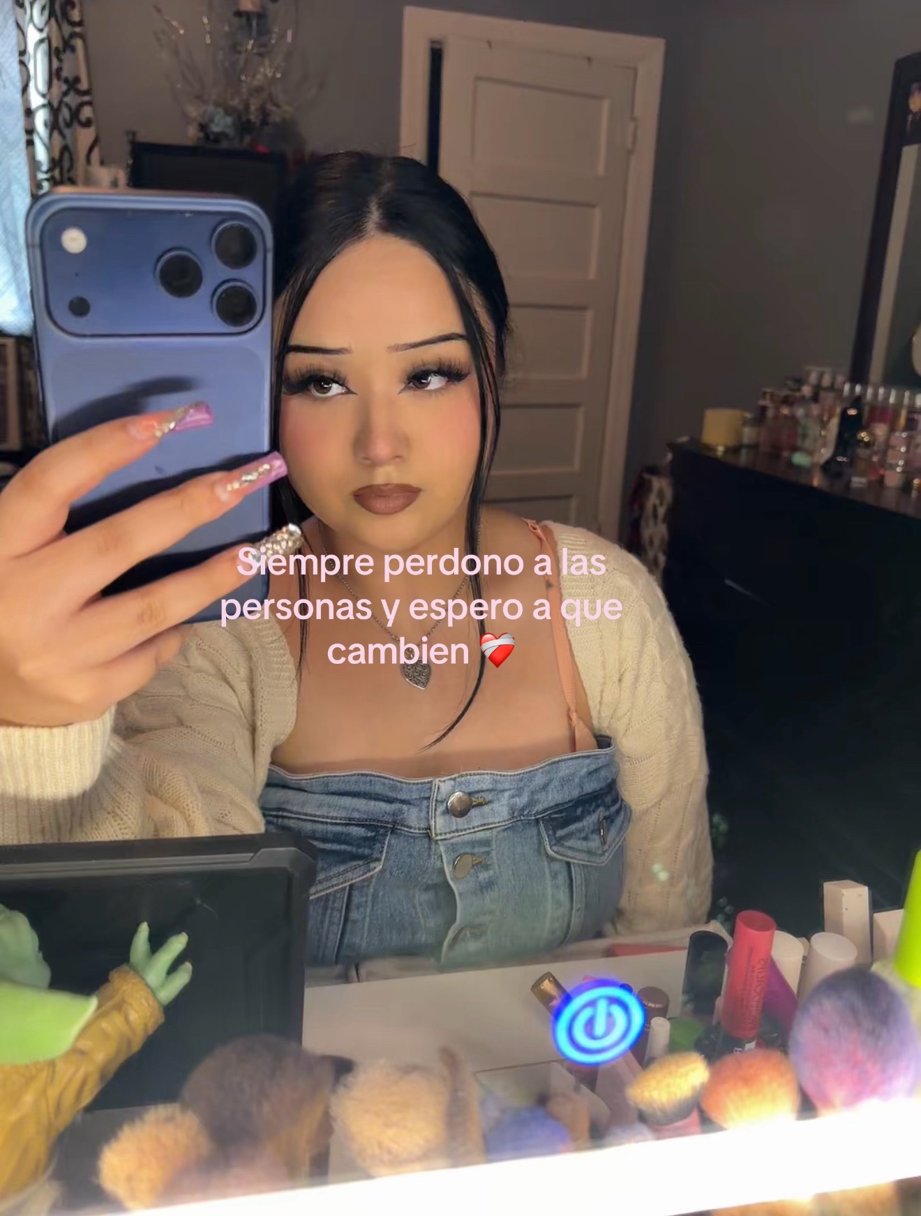 @Nicole G