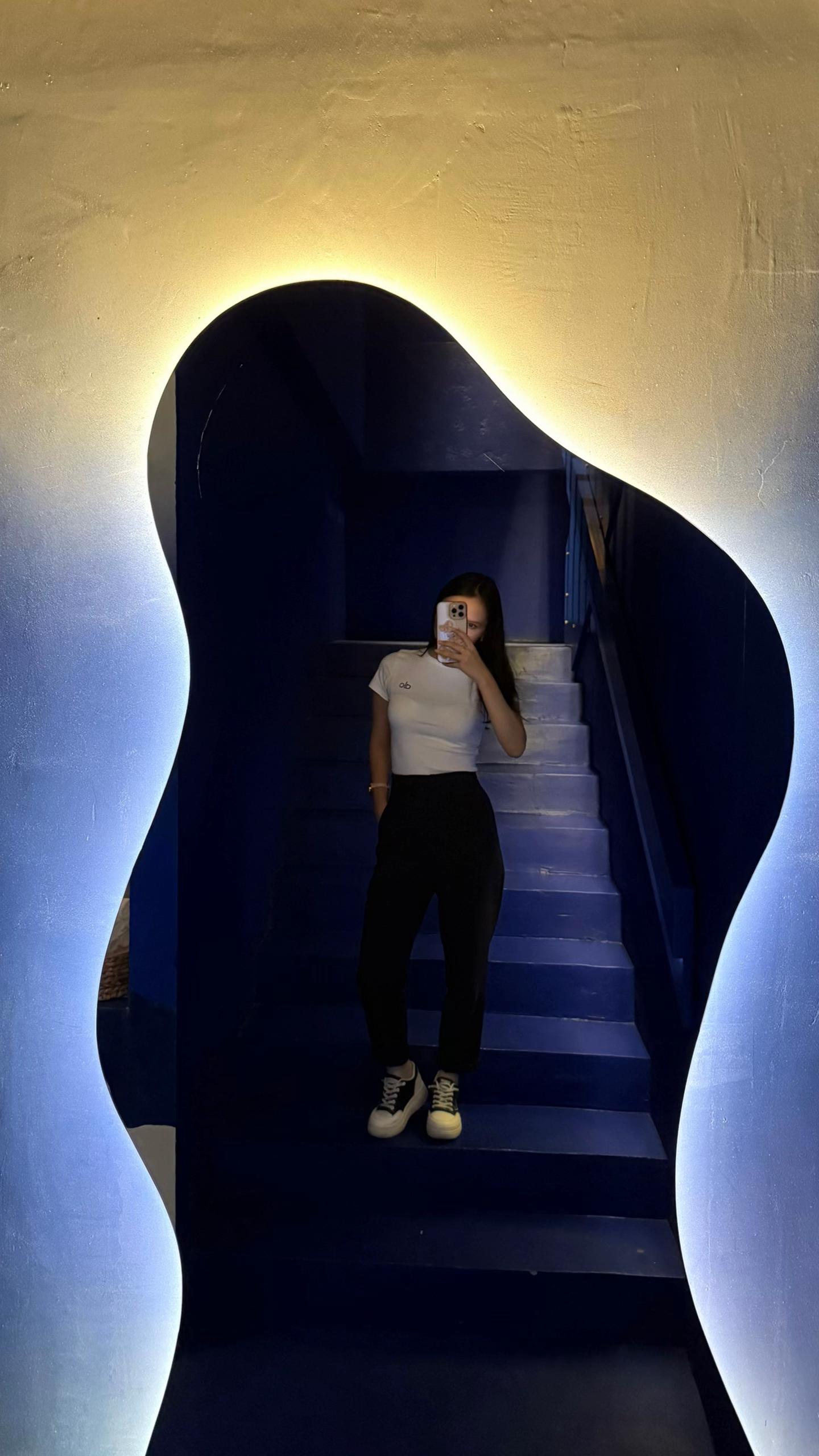 @Sabina