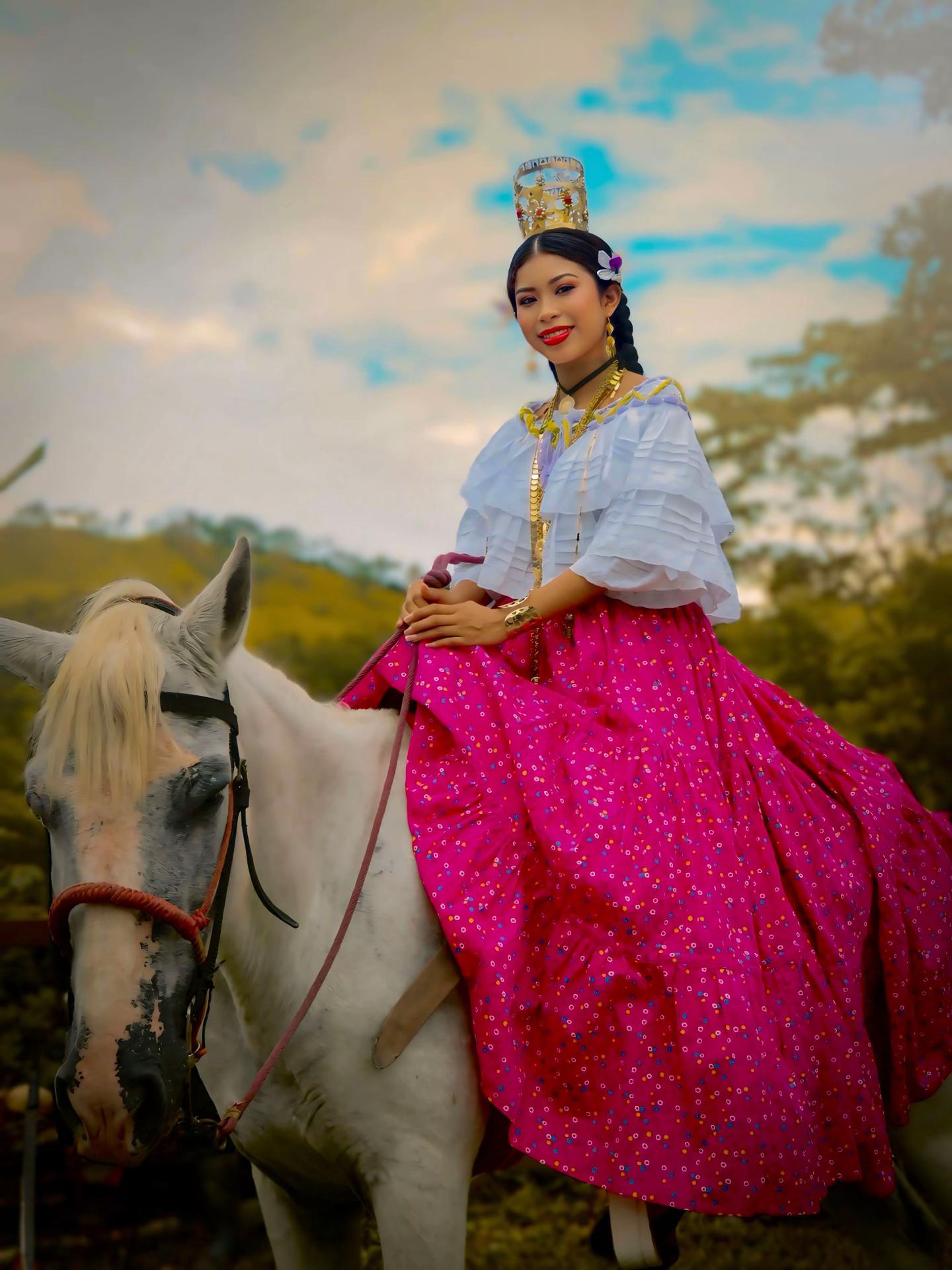 @Festival Pollera Veraguense