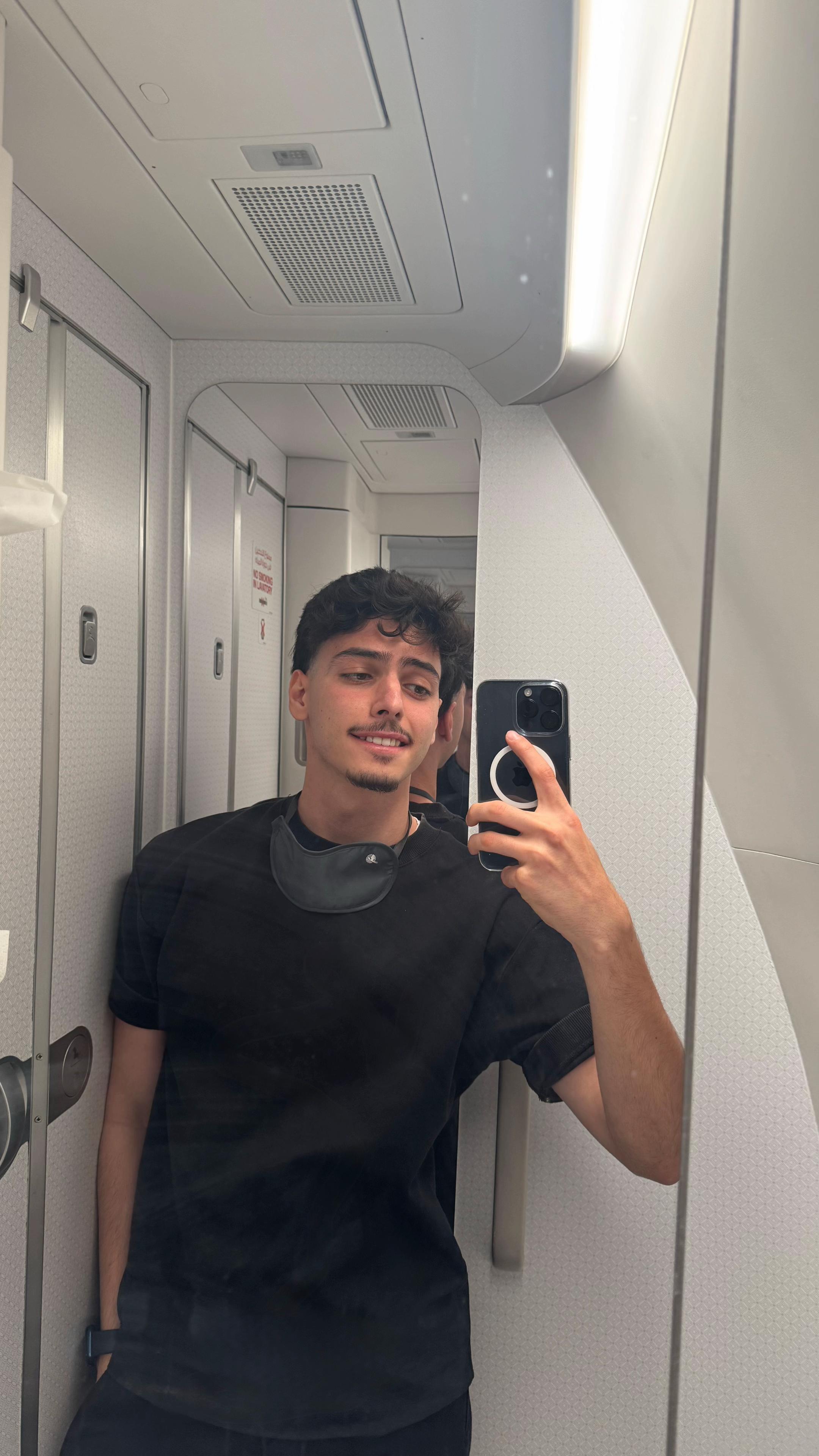 @RYAN🇲🇦