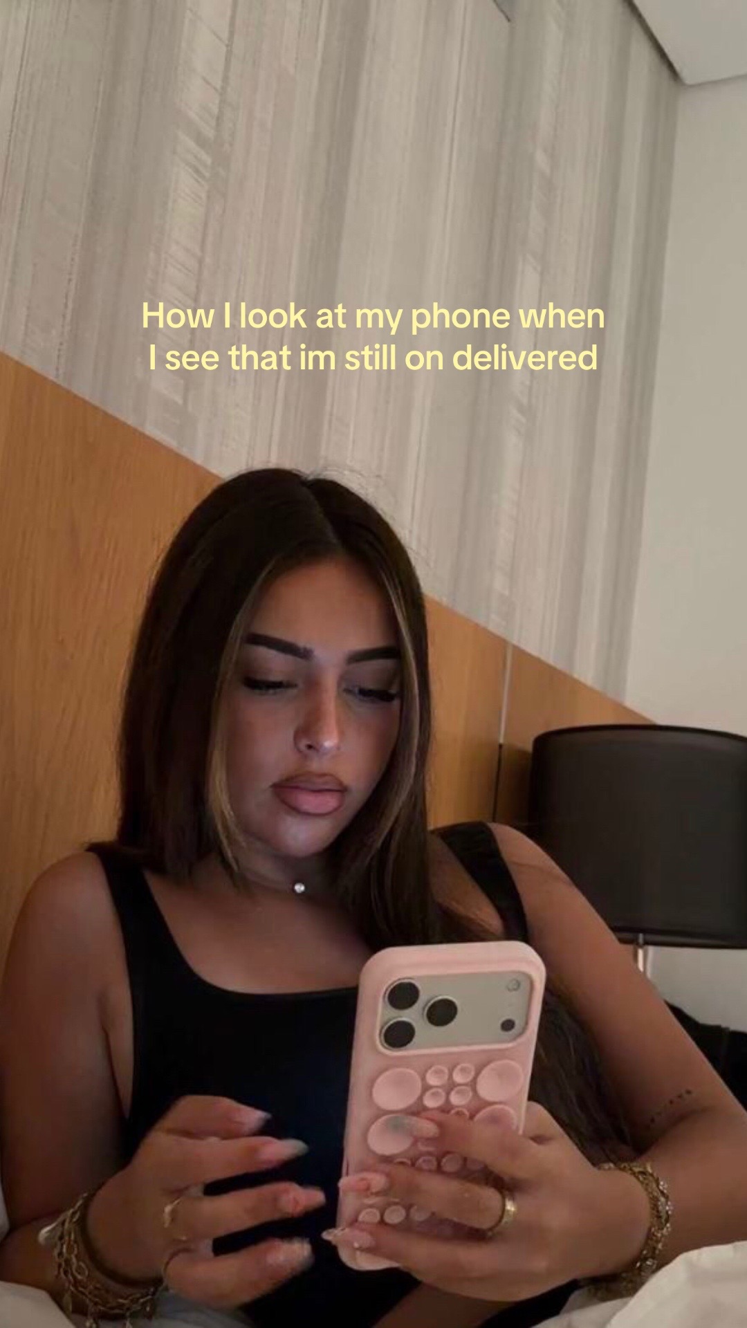 @Livelovelaugh