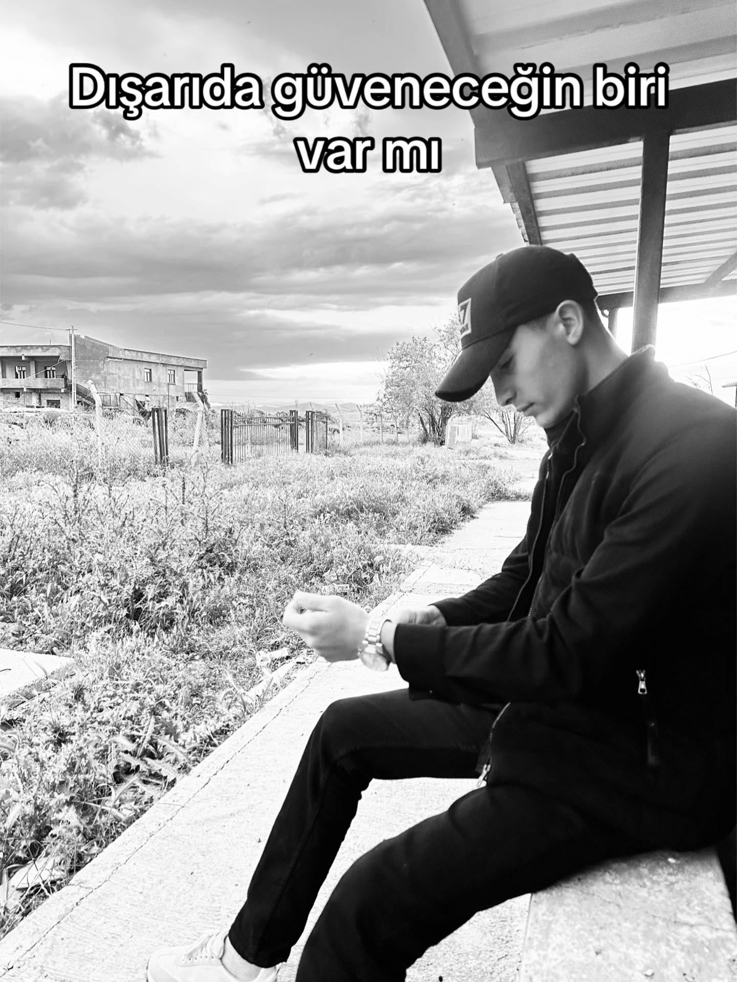 @𝐅.𝐄🦅