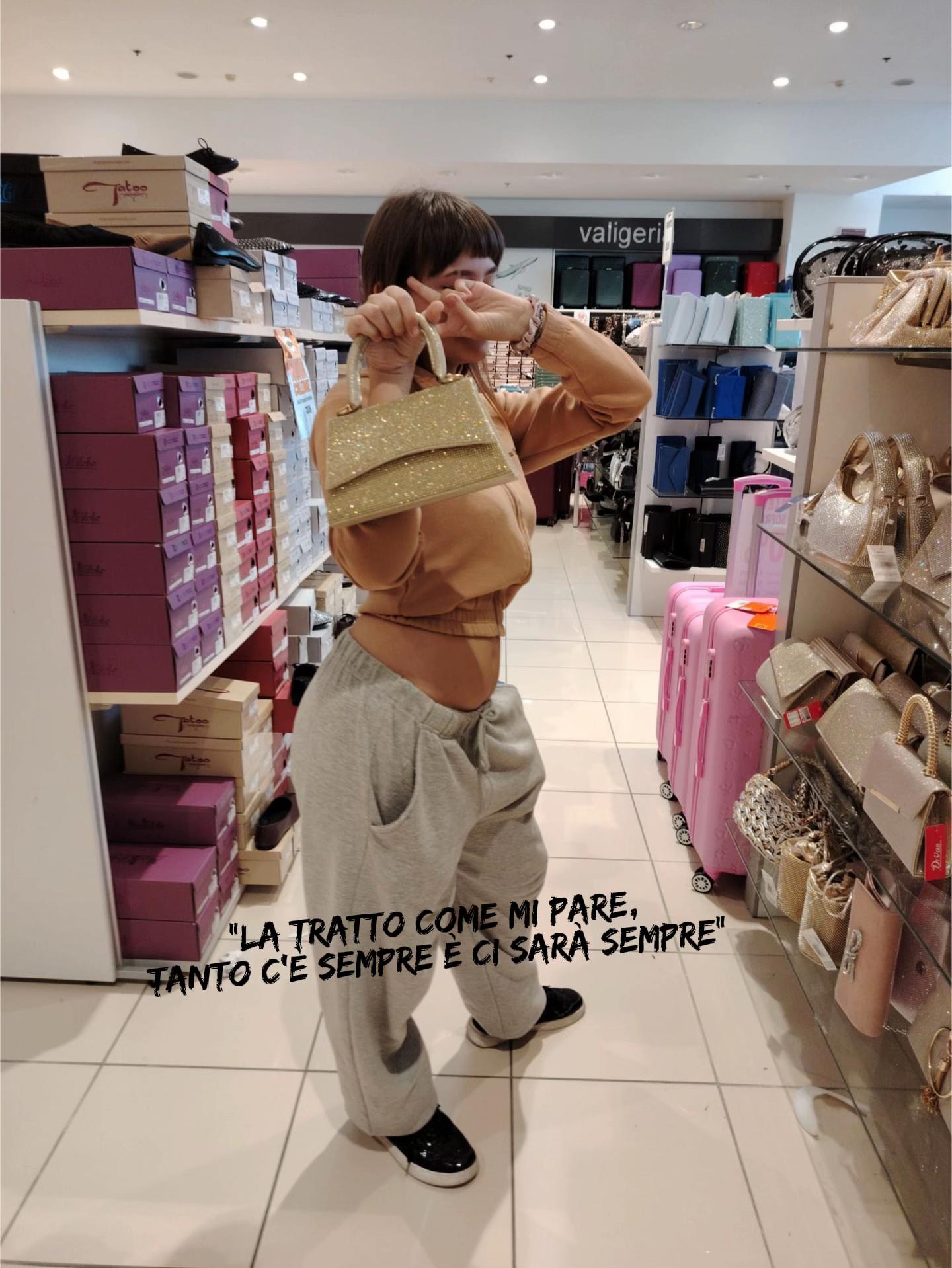 @𝒮𝑜𝒻𝒾𝒶 𝒱𝒾𝓃𝑒𝓁𝓁𝒶