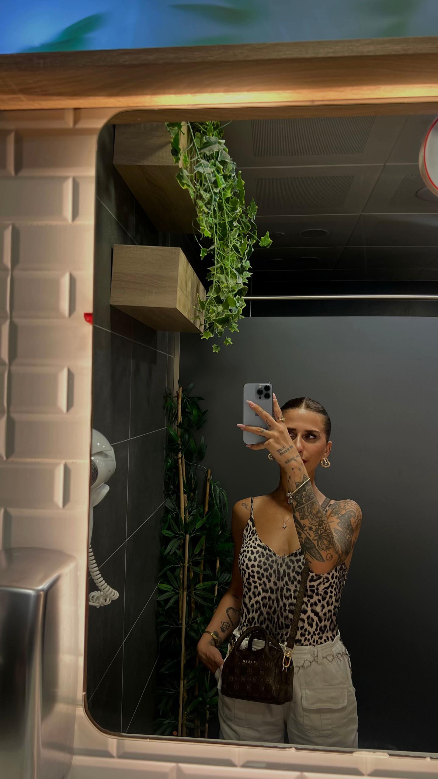@Esra Güney