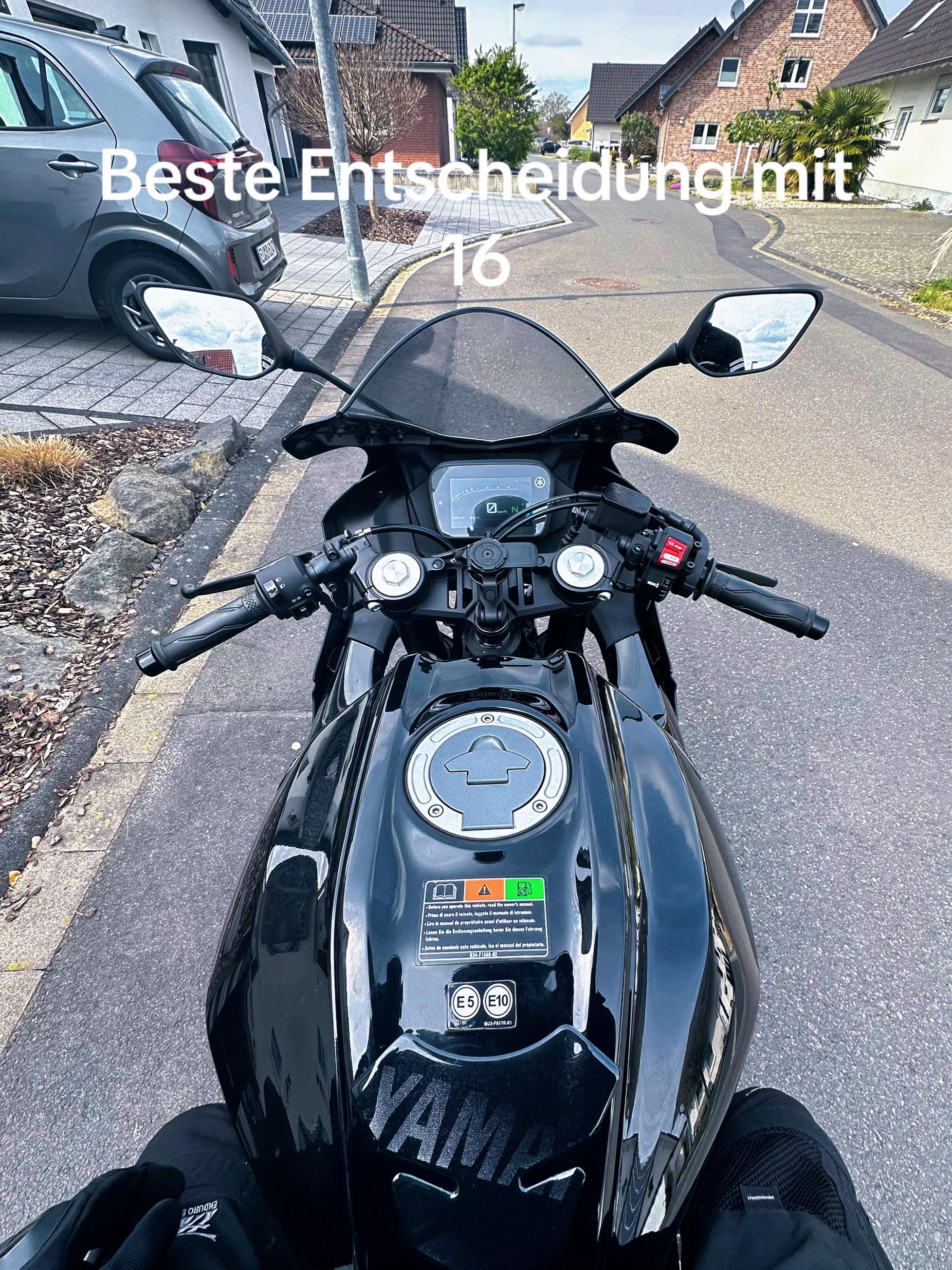 @motoyzfr