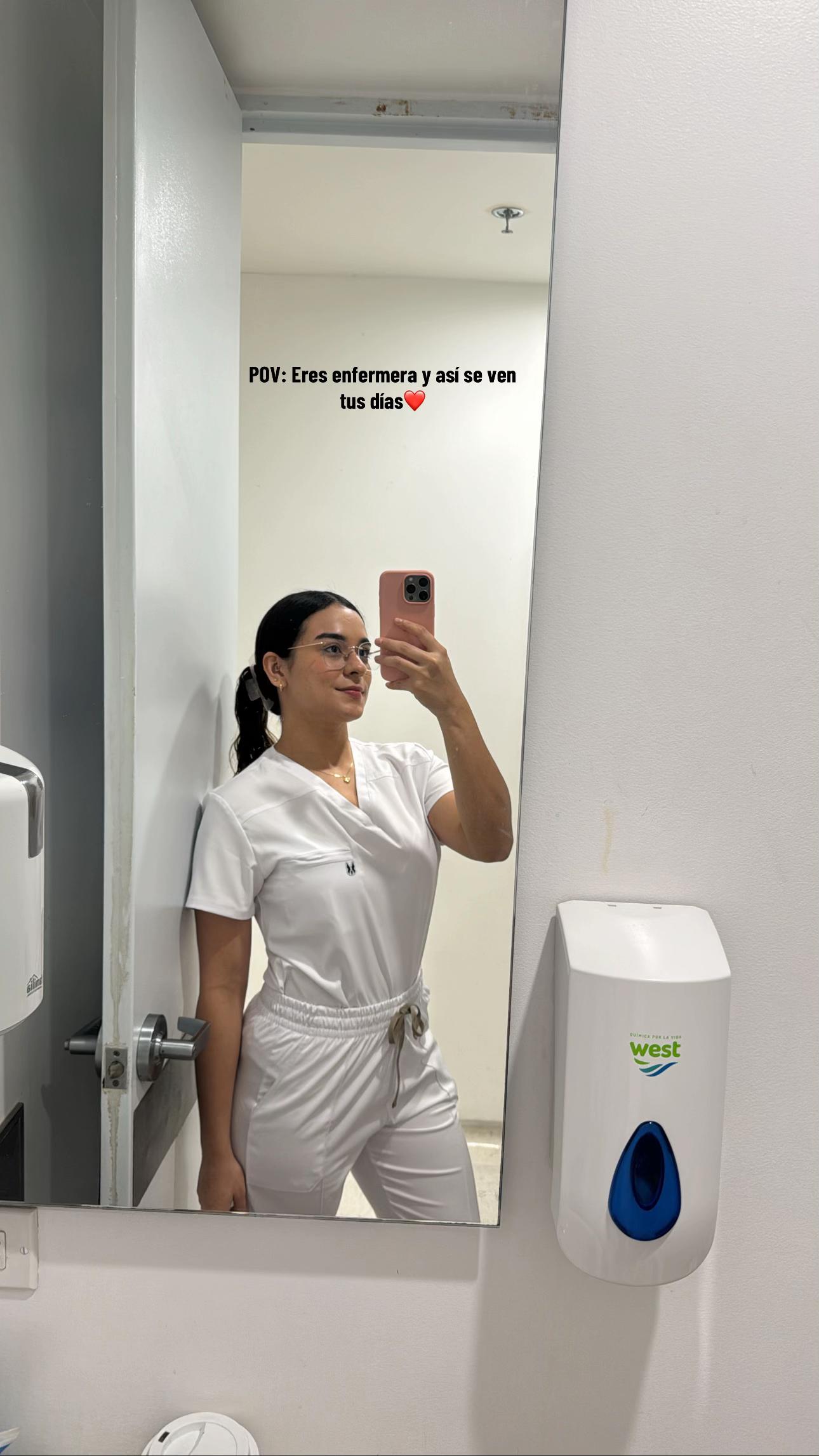 @Mariana ramirez r