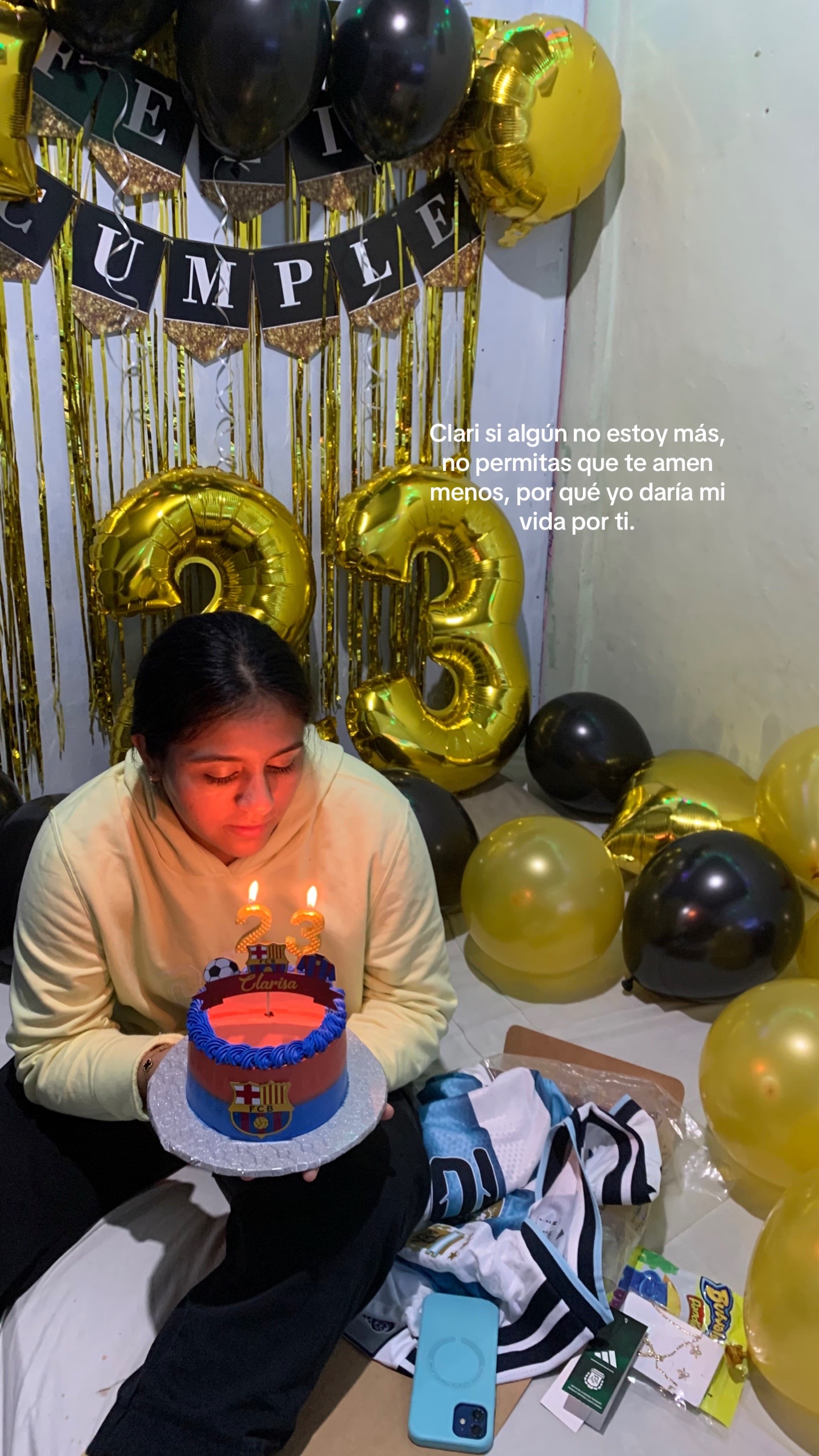 @Aura Luz
