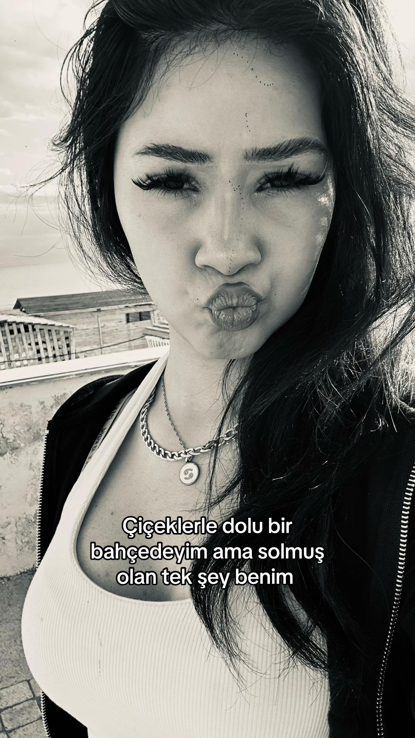 @🚩