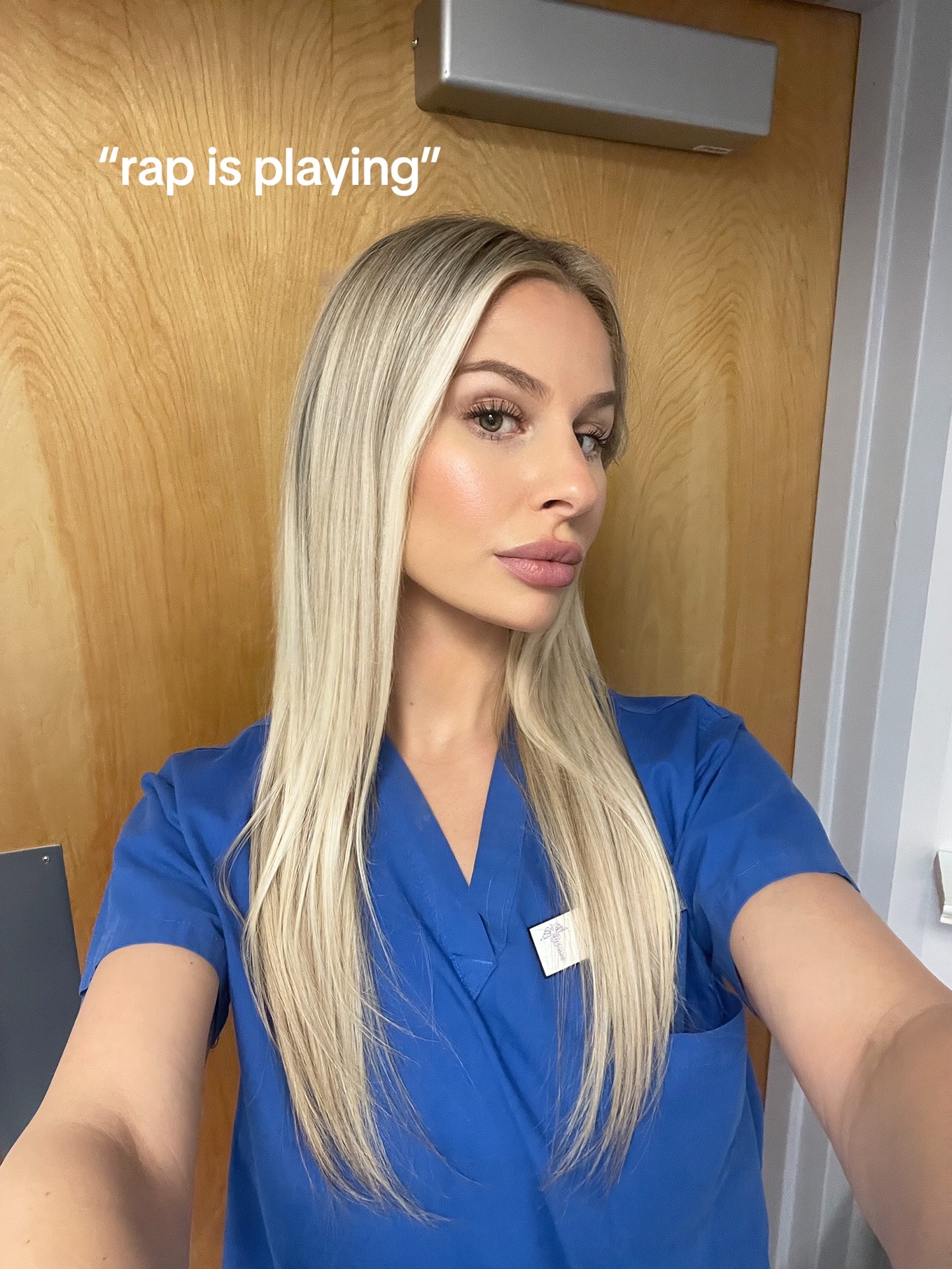 @Laura Christina ๐๐