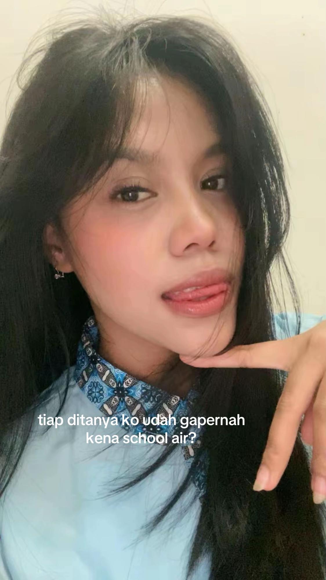 @auyyyy