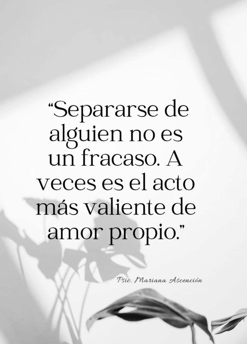 @Gloria María