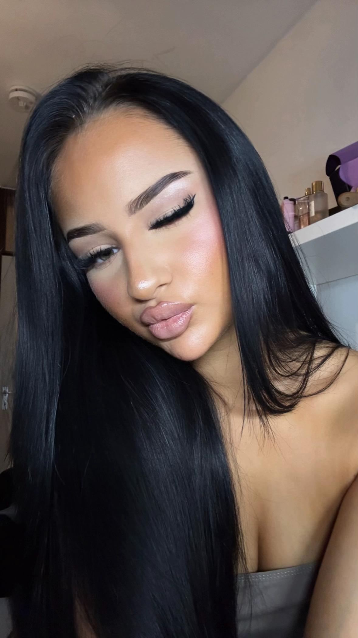 @𝒮𝒶𝓇𝒶𝒽.