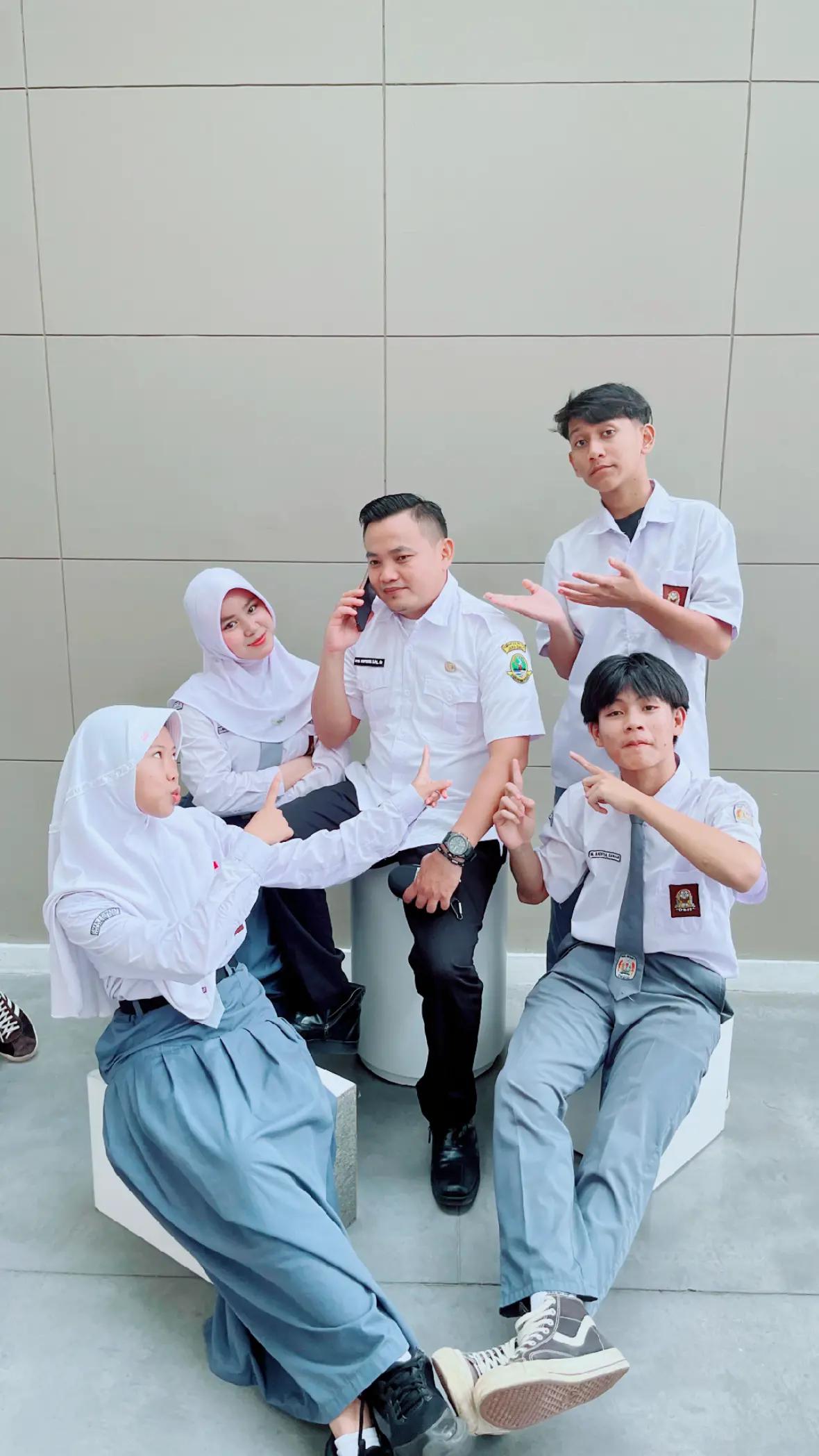 @CJ7 History🔙