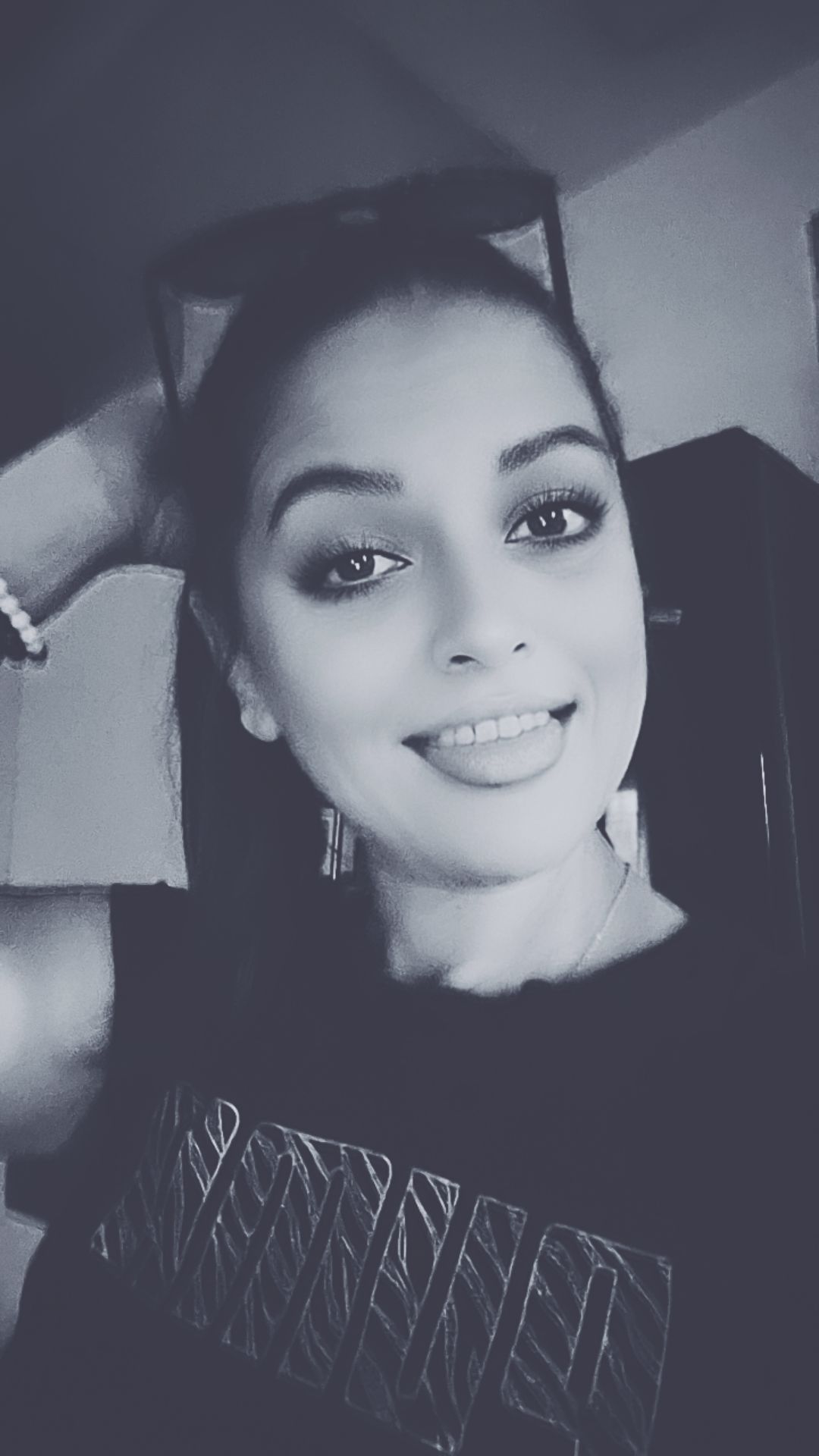 @RedRev🌹✌️
