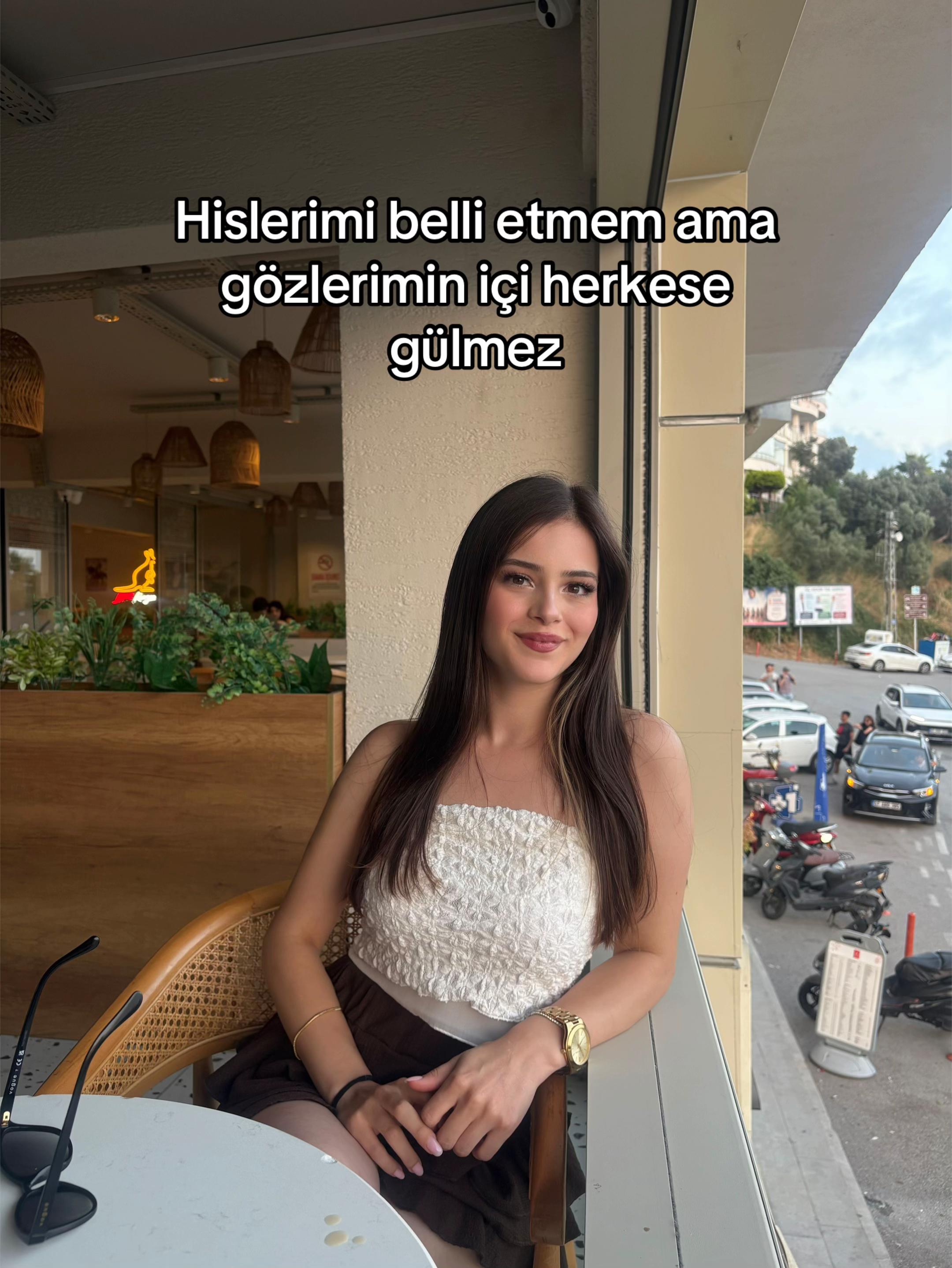 @Melisa Taş