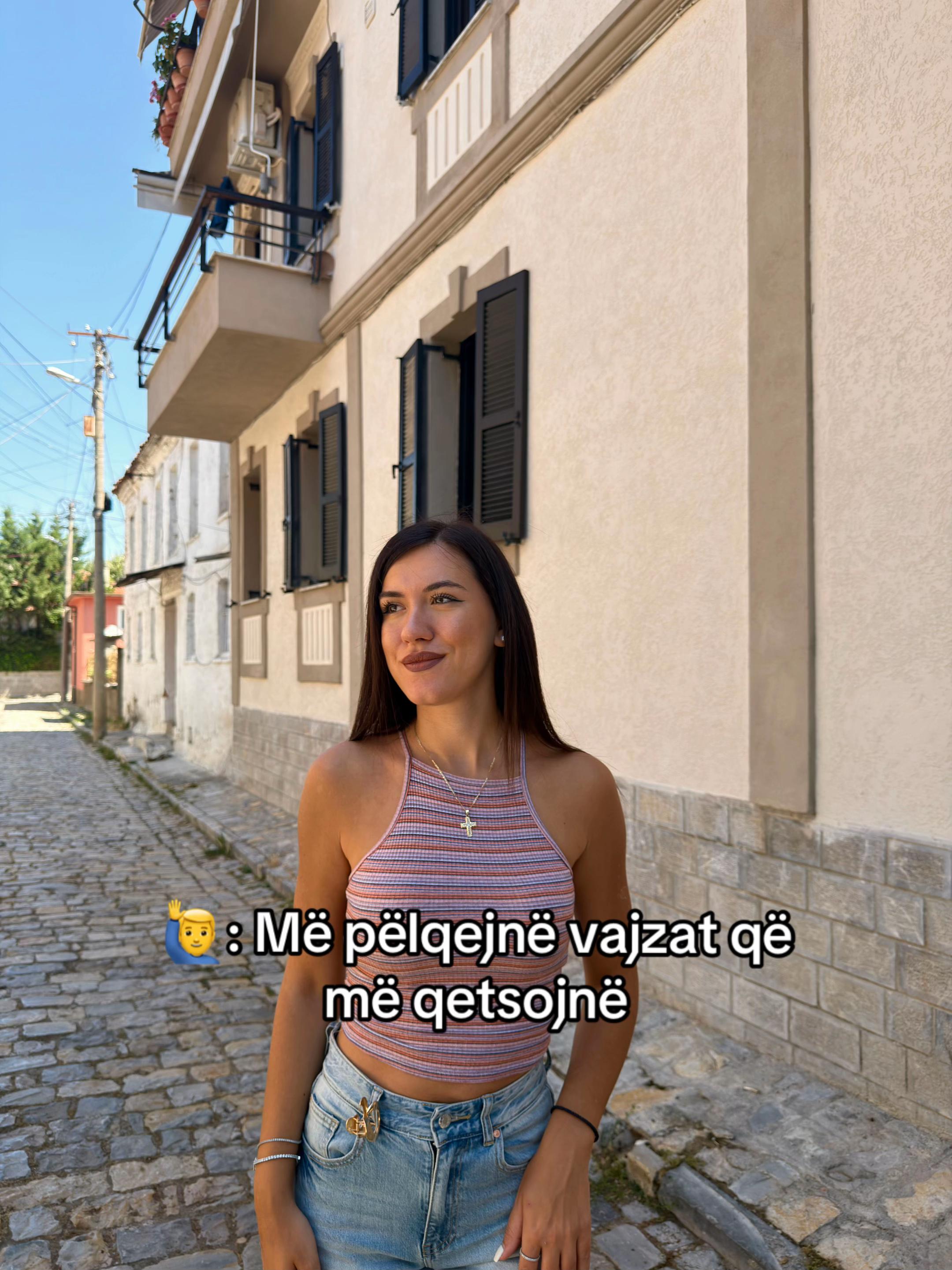 @xheni🥰