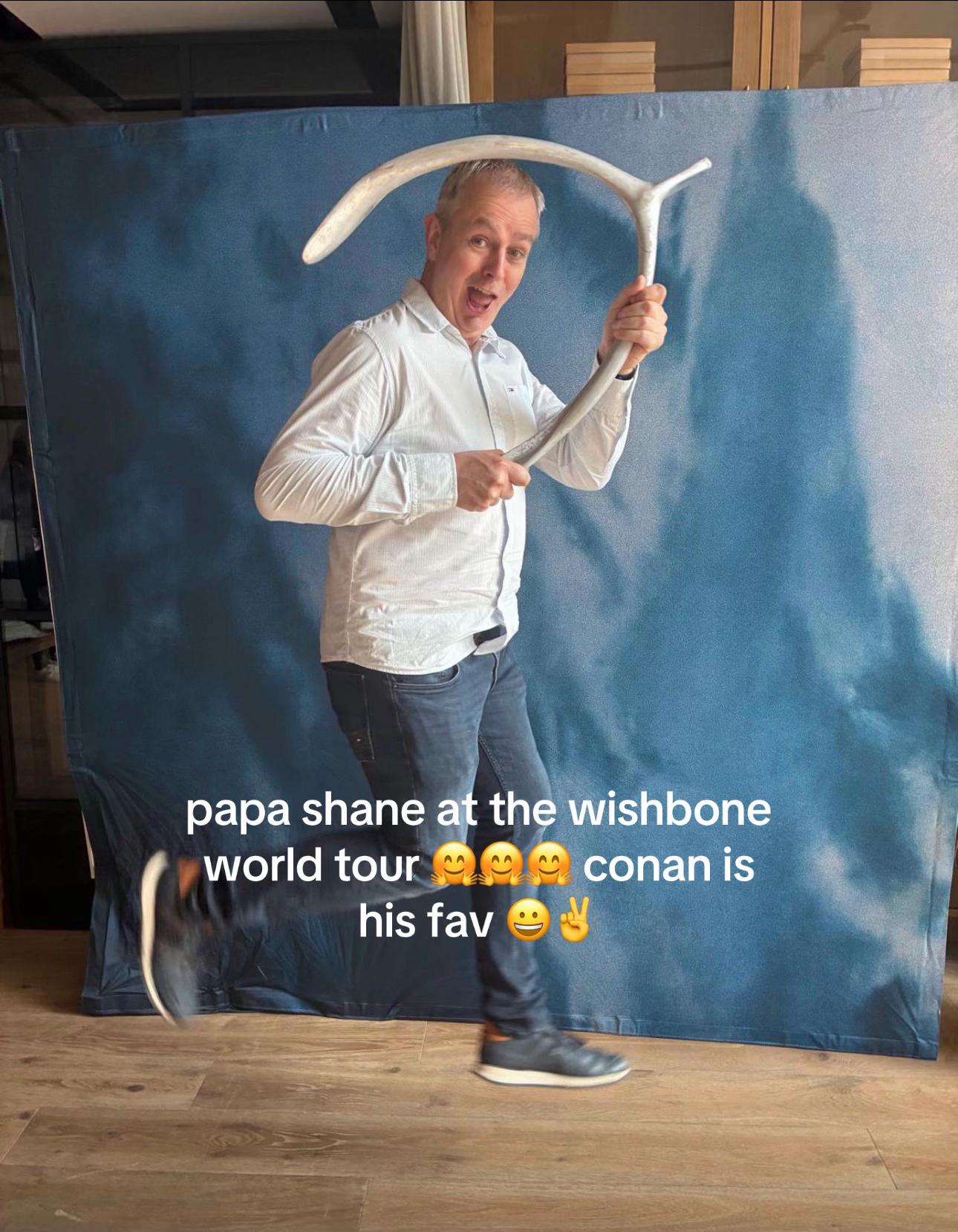 @conansallyapple