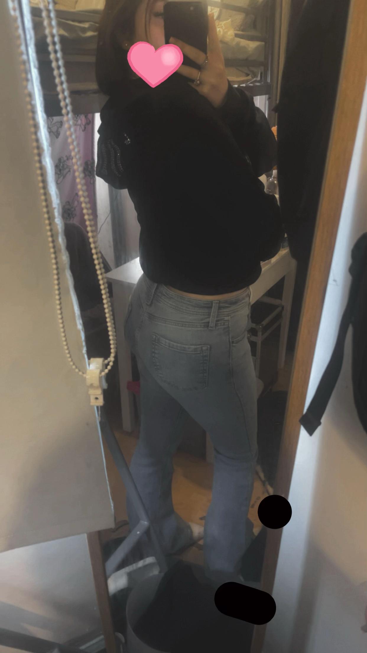 @ꨄ
