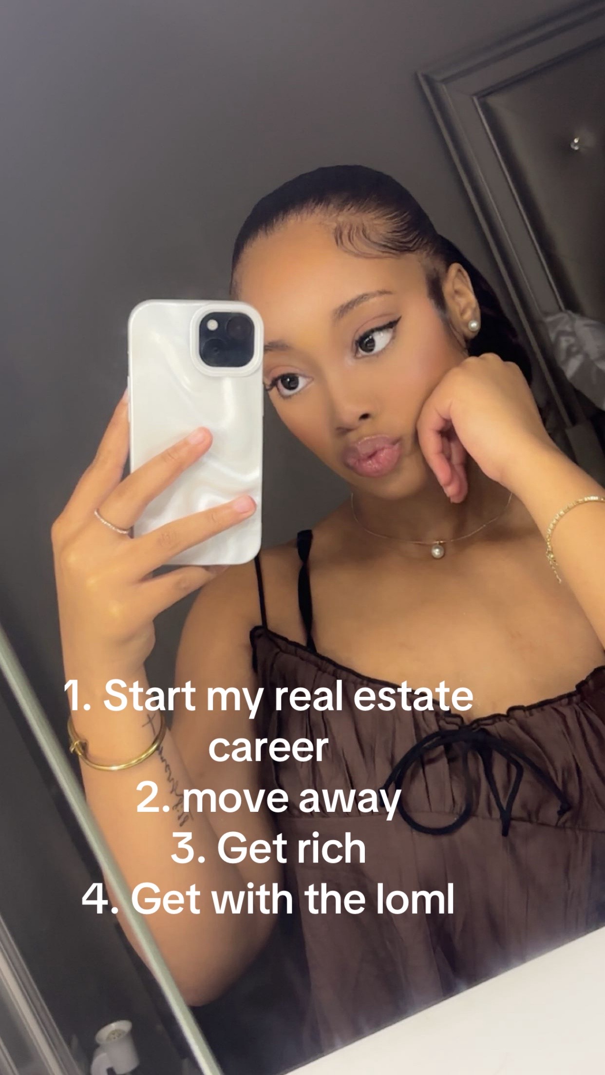 @Aralyn