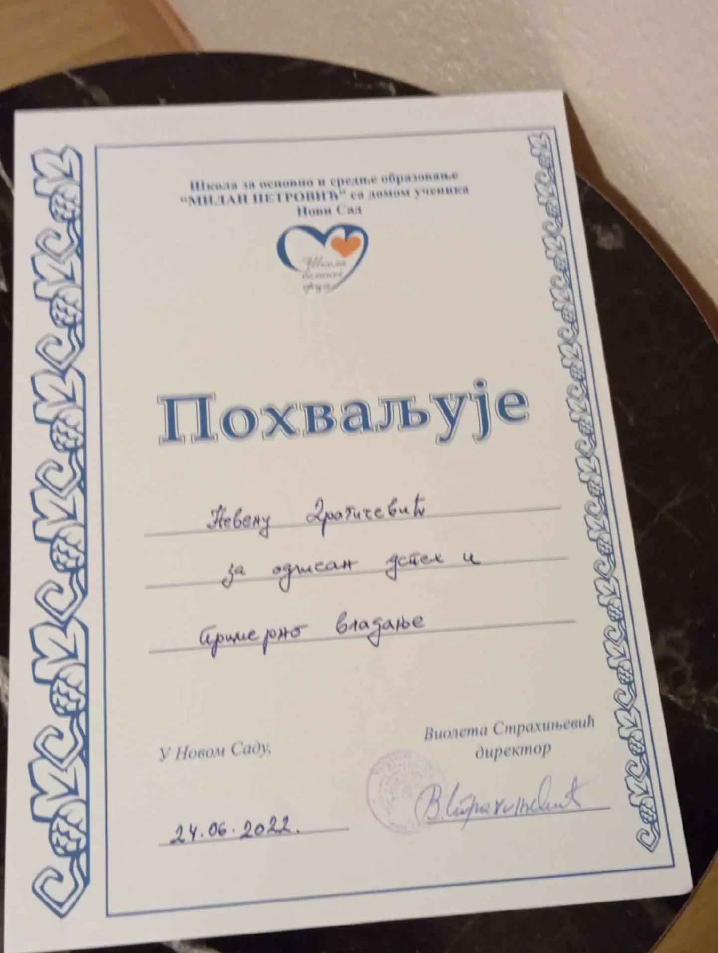 @Neve. dtiktok.com/@neve..d