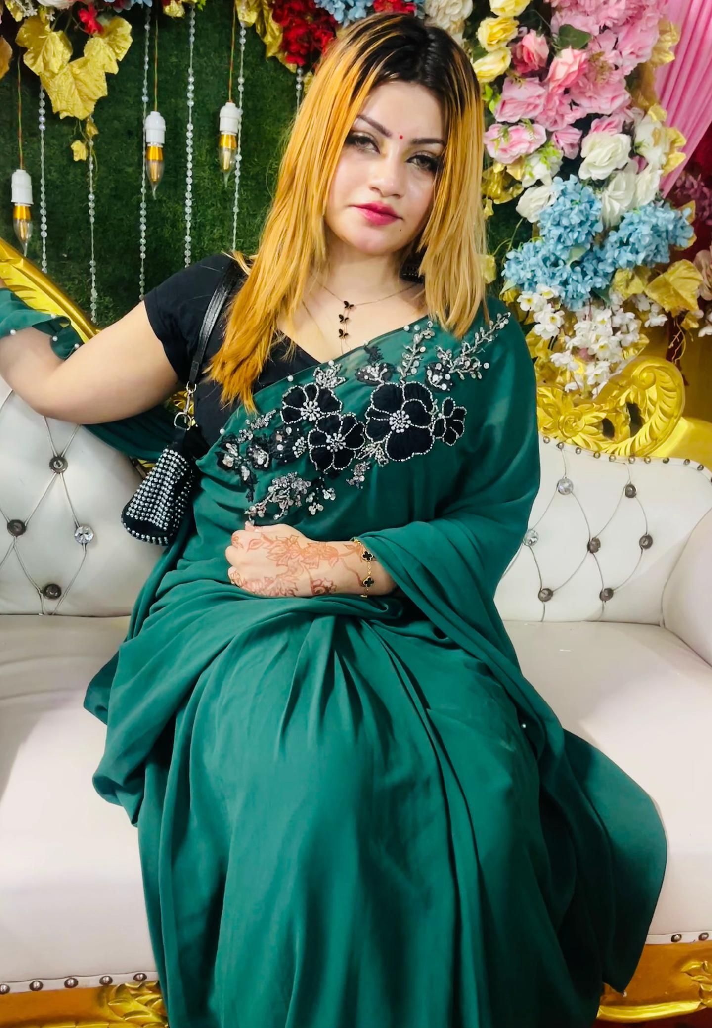 @👸Simran🧏♀️
