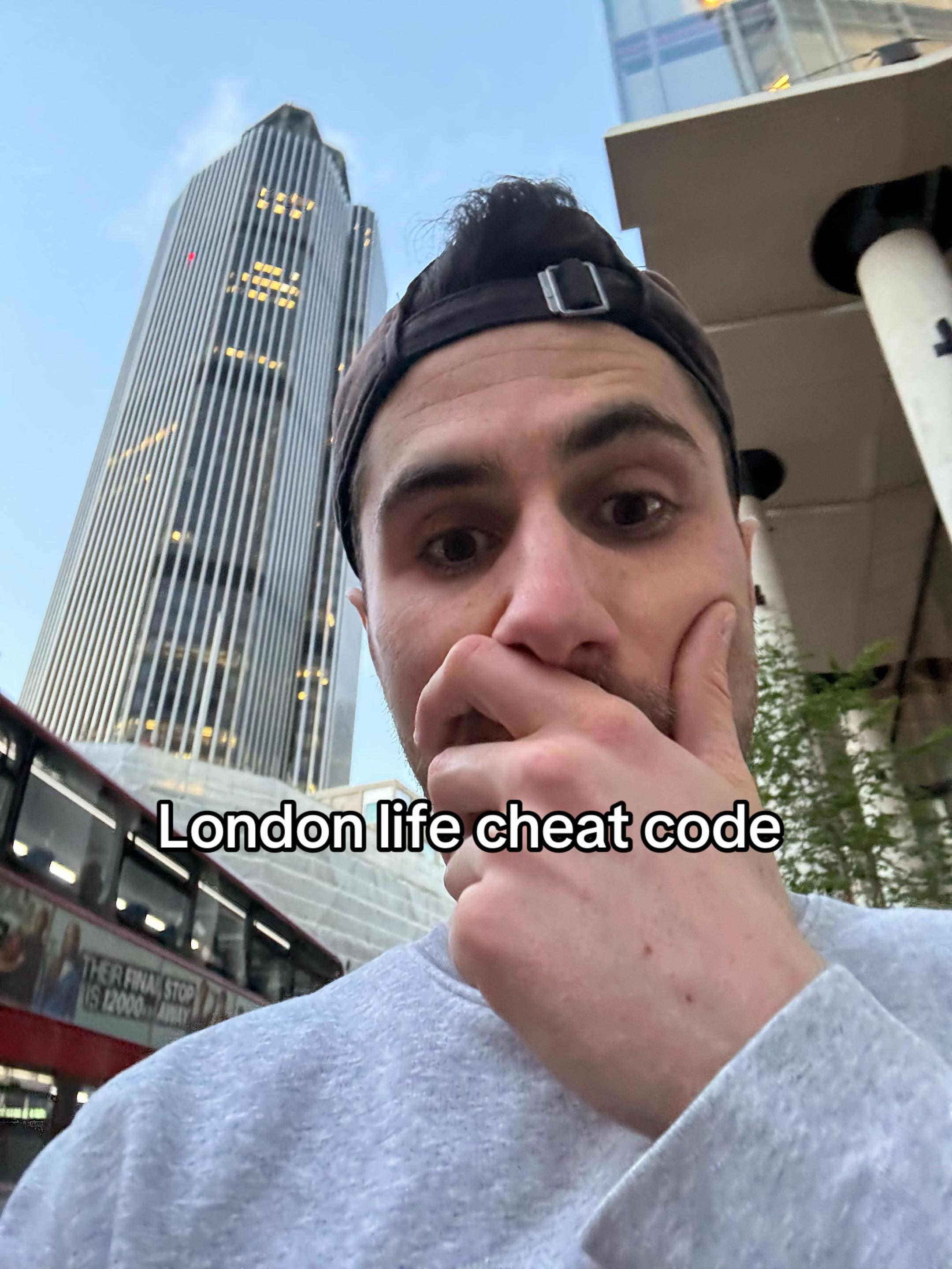 @Antoine | Second hand shopping