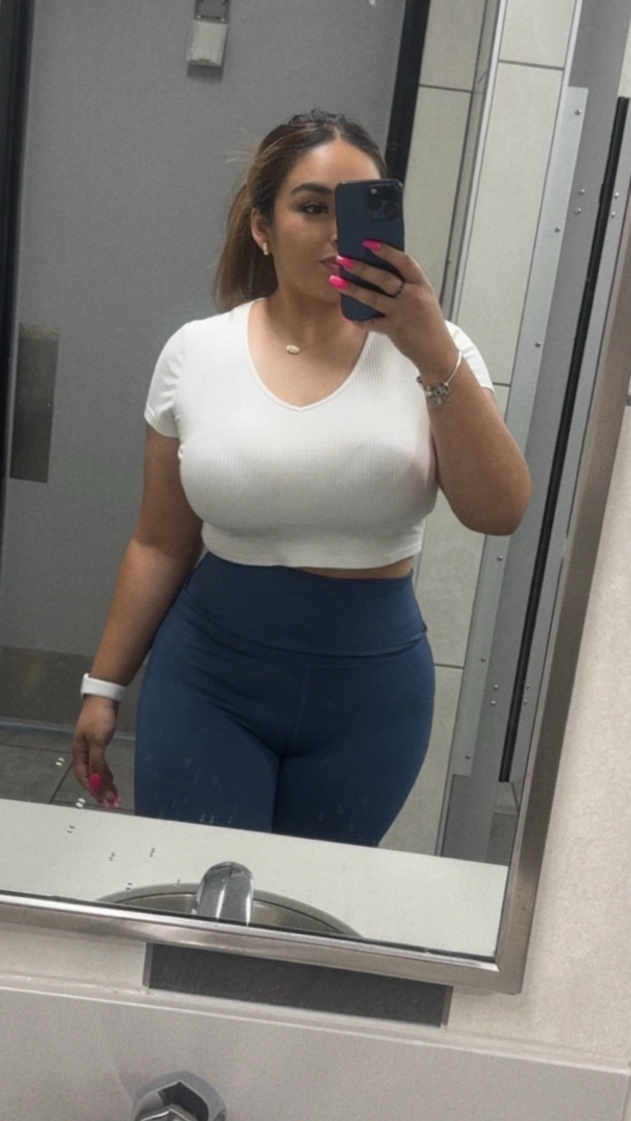 @Estefania