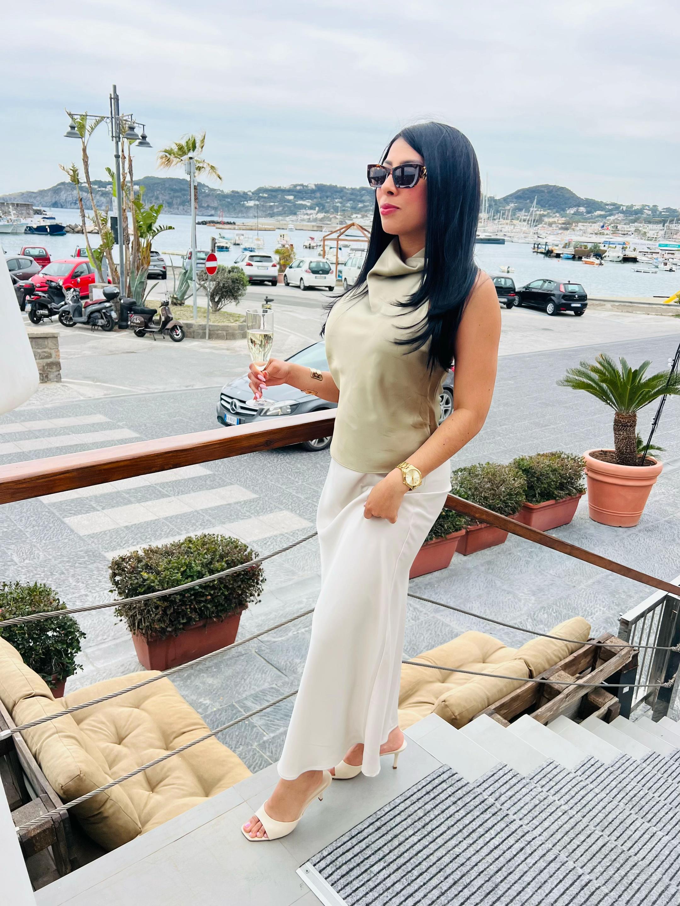 @𝑪𝒉𝒊𝒏𝒂💋