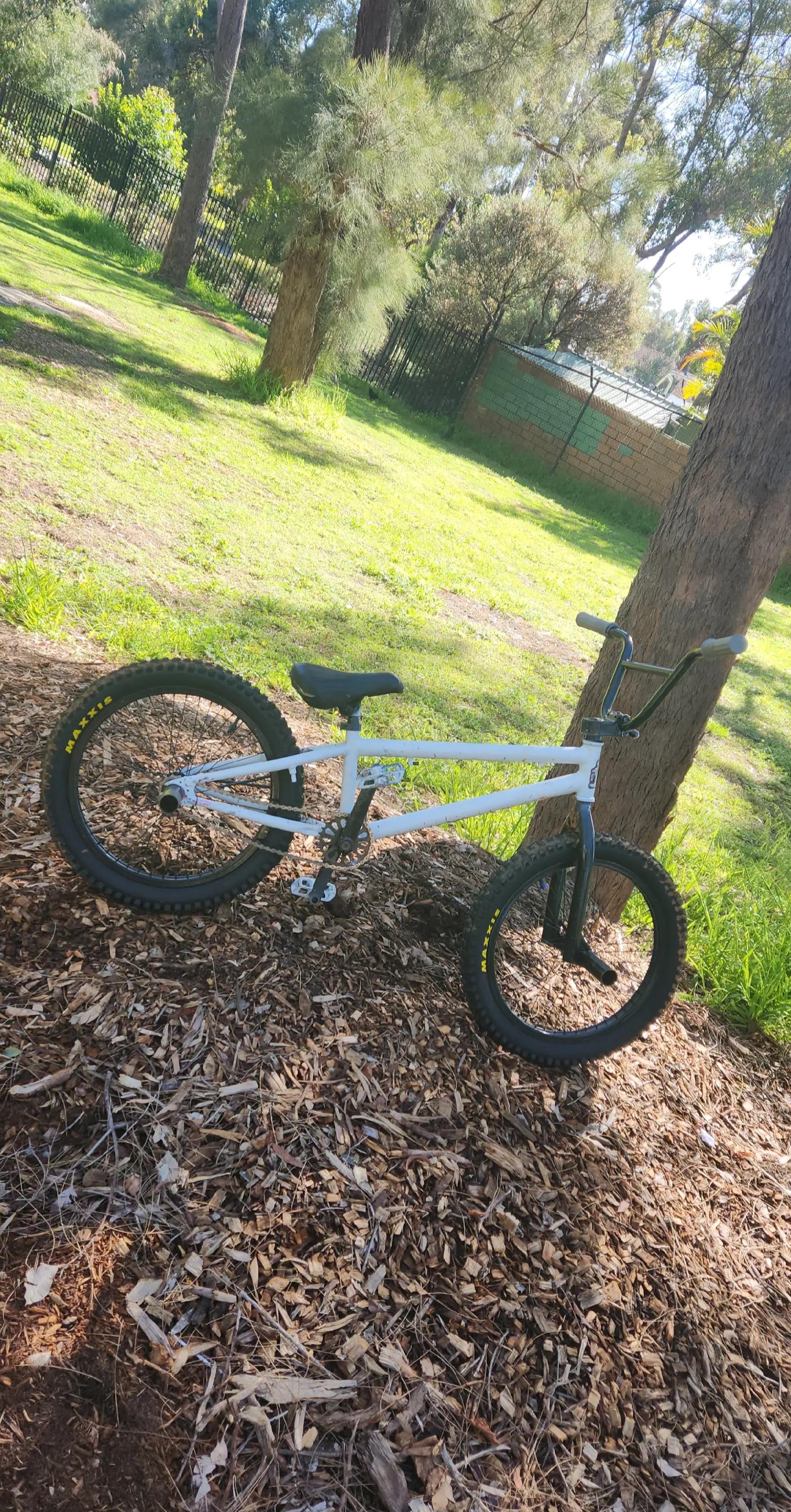 @monster-bmx