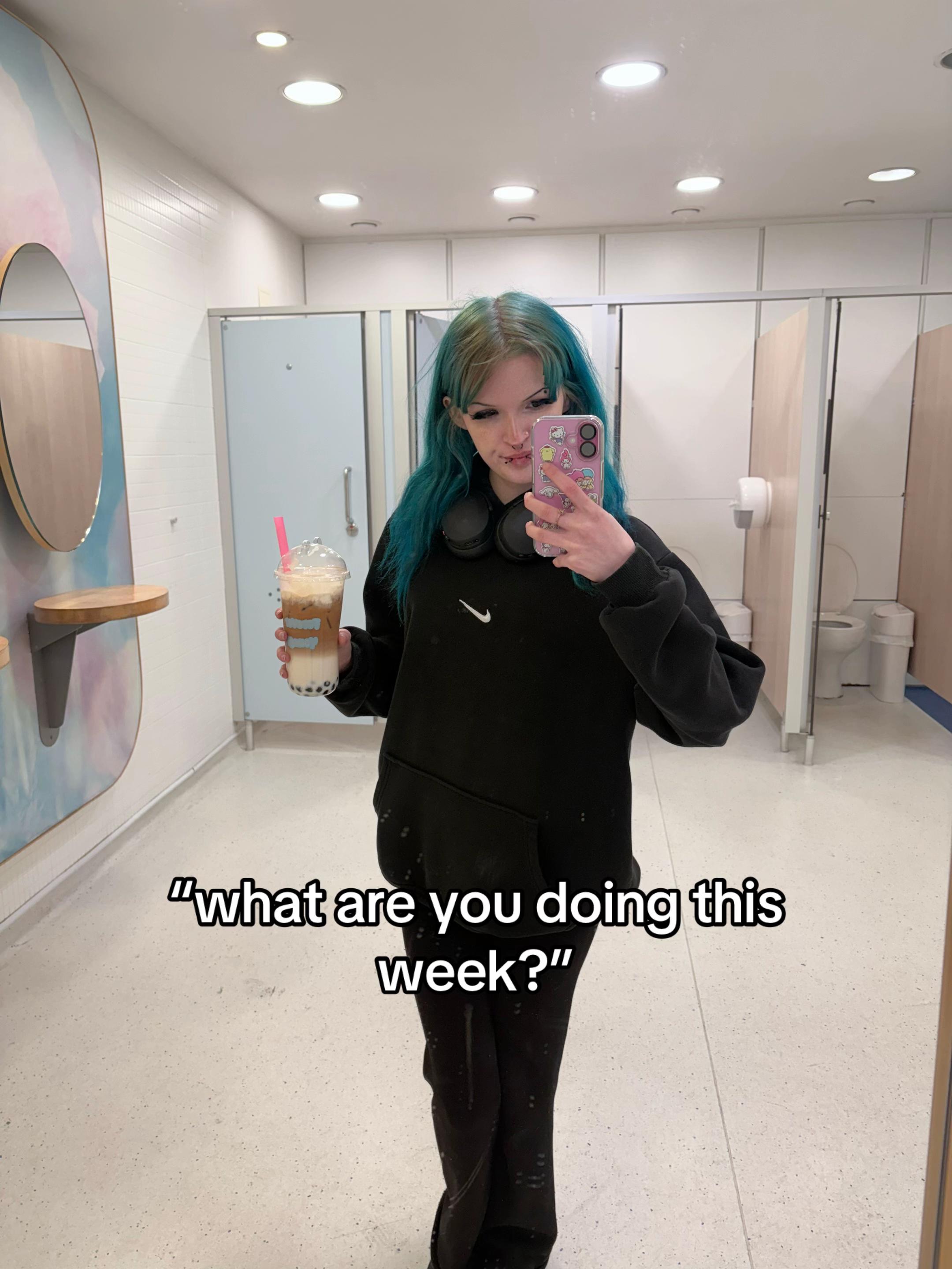 @𝕺𝖑𝖑𝖎𝖊 🦇