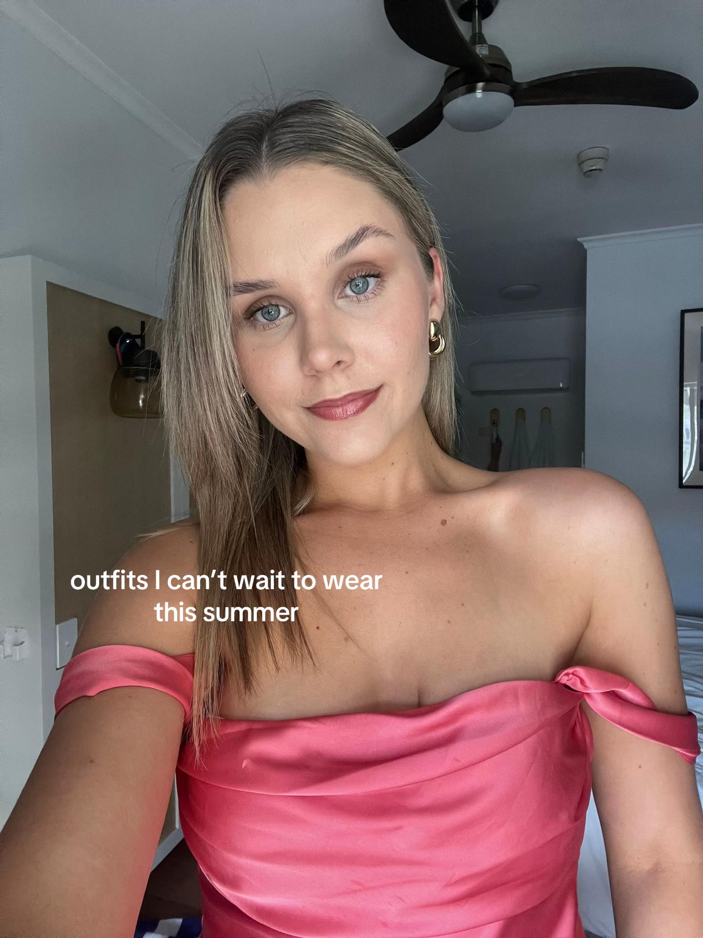 @Aliesha Golden