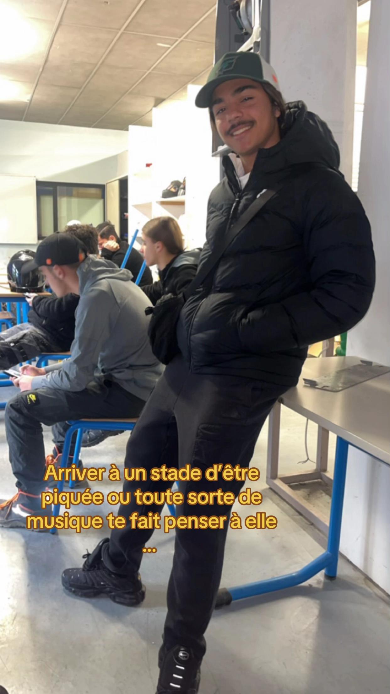 @Gitano Moreno🦔🦔