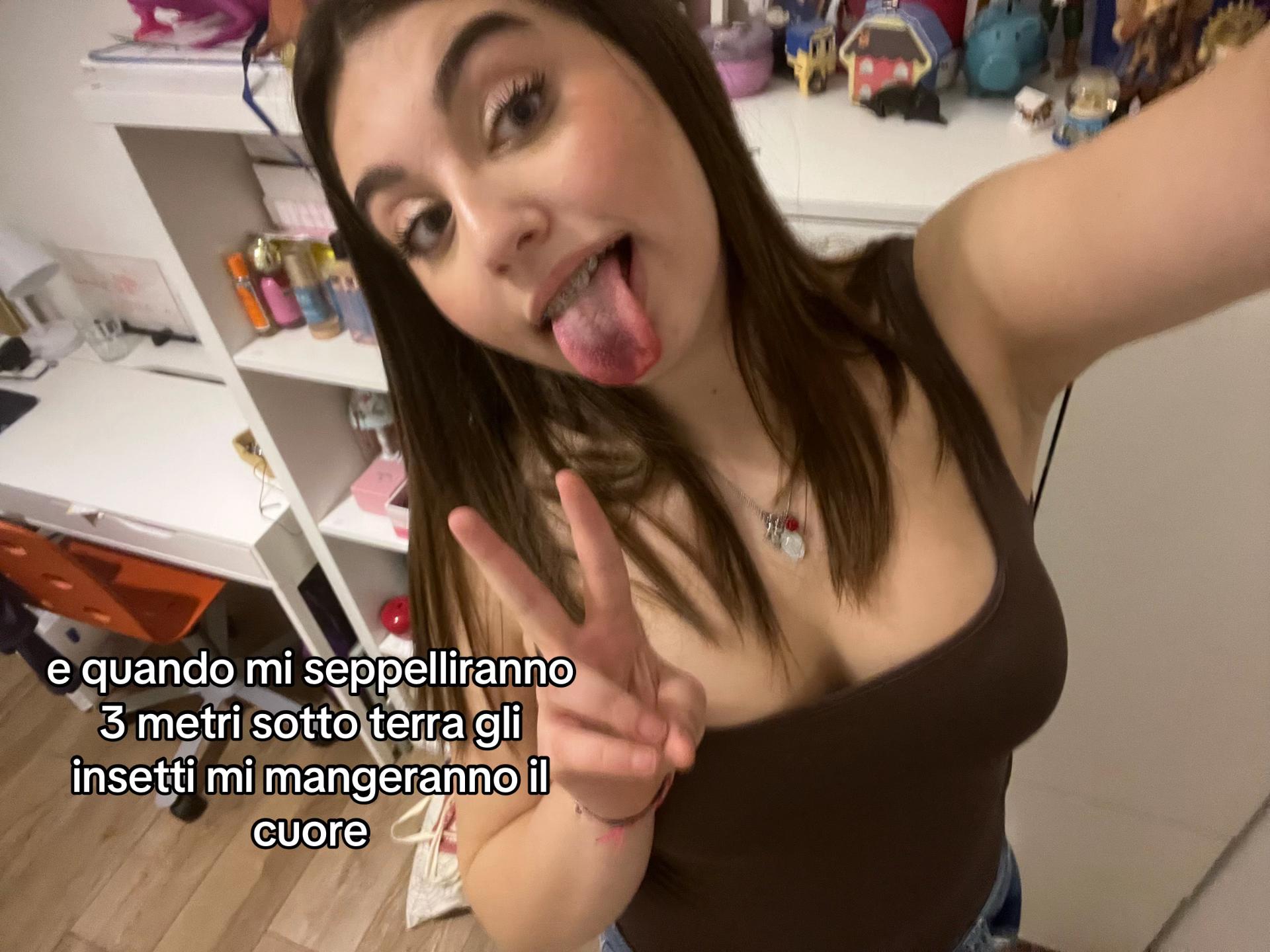 @๐๐๐๐