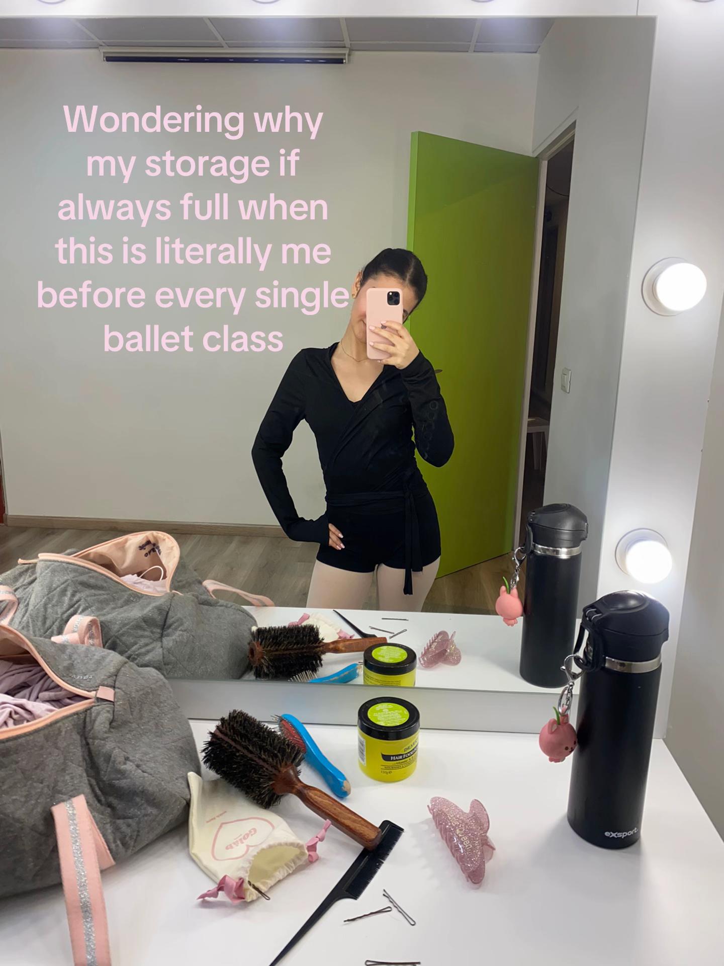 @Lara 🦢🩰