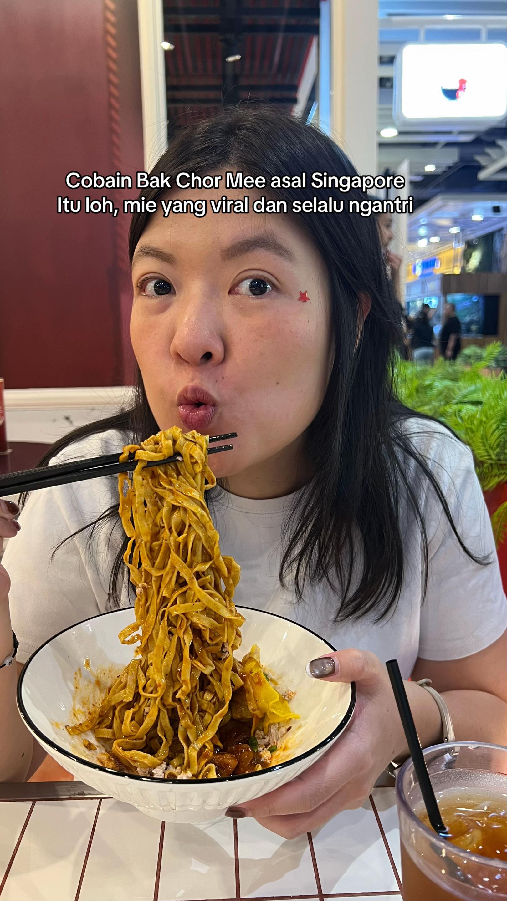 @msteeteen | food & lifestyle🍜