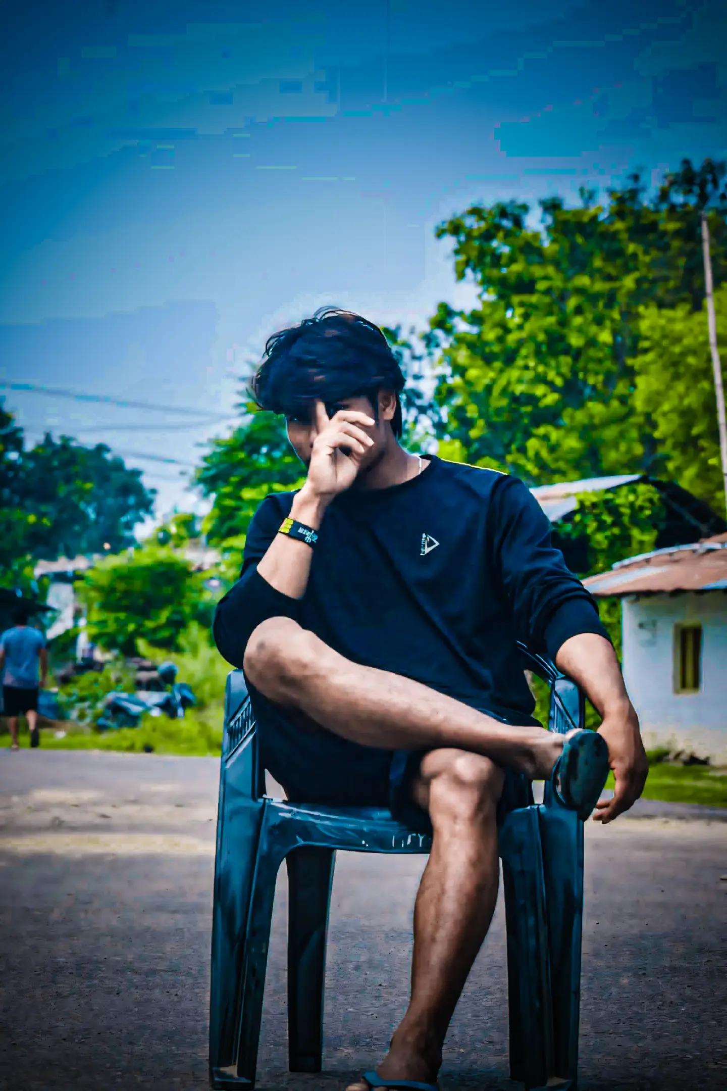@Mr_GhoTaiila_0