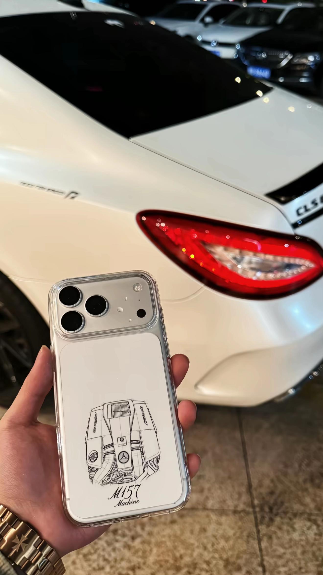 @tarewhips