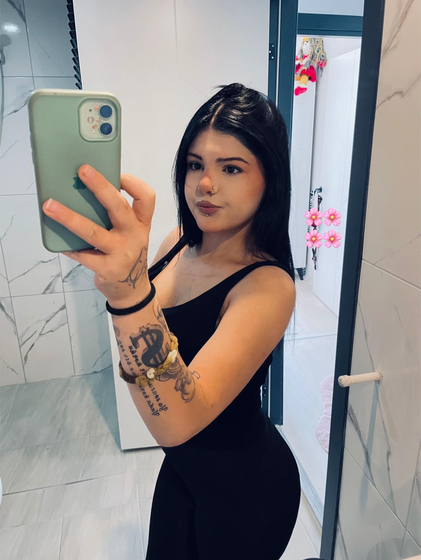 @_esrross