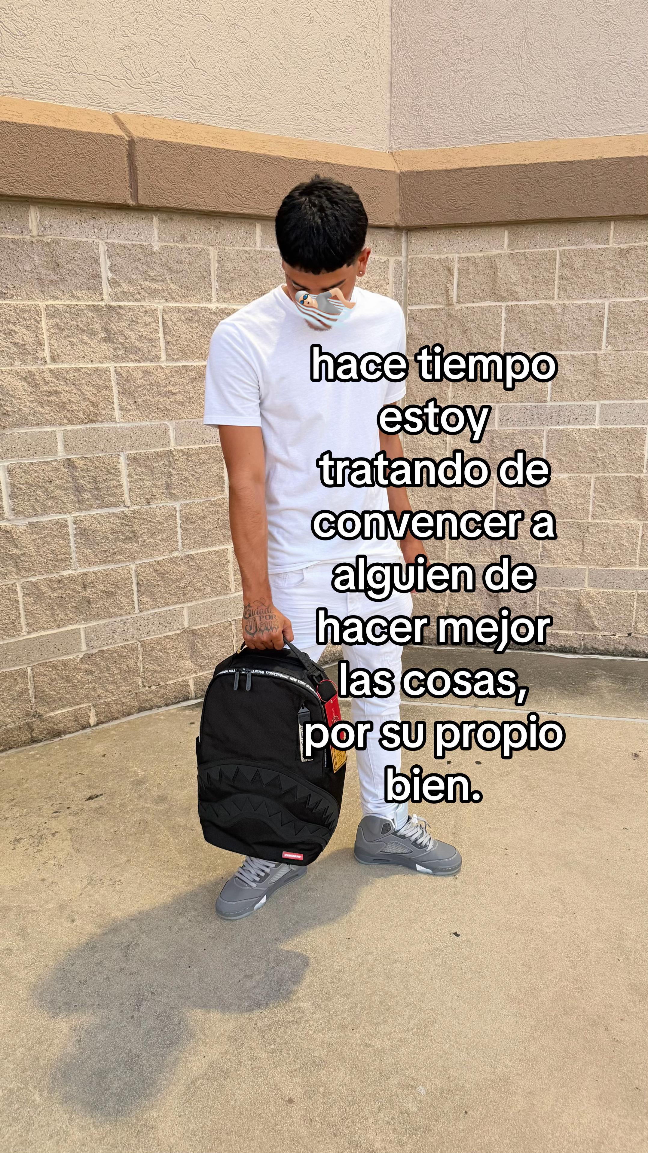 @🙍🏻&zwj;♂️