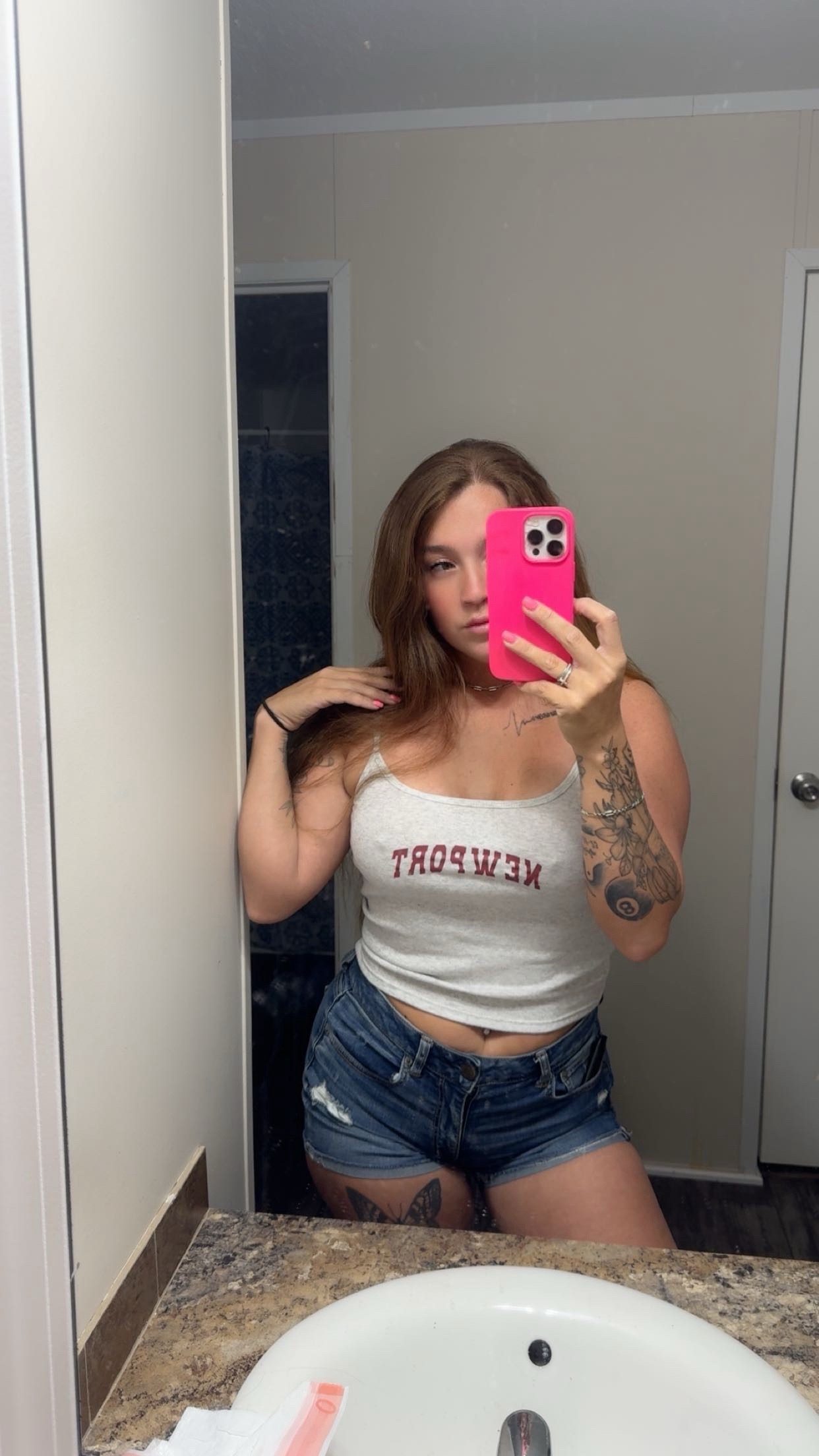 @Tierradenay97