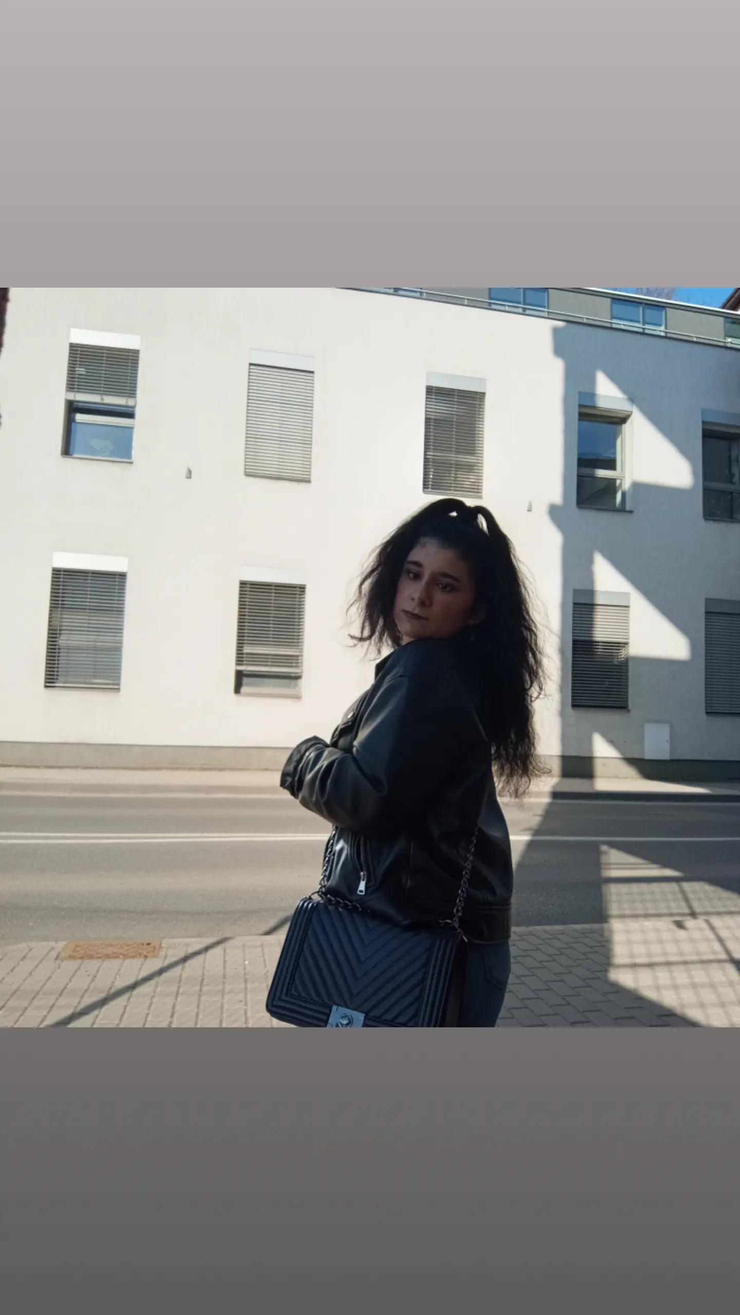 @Zuzka_22_zuzanka