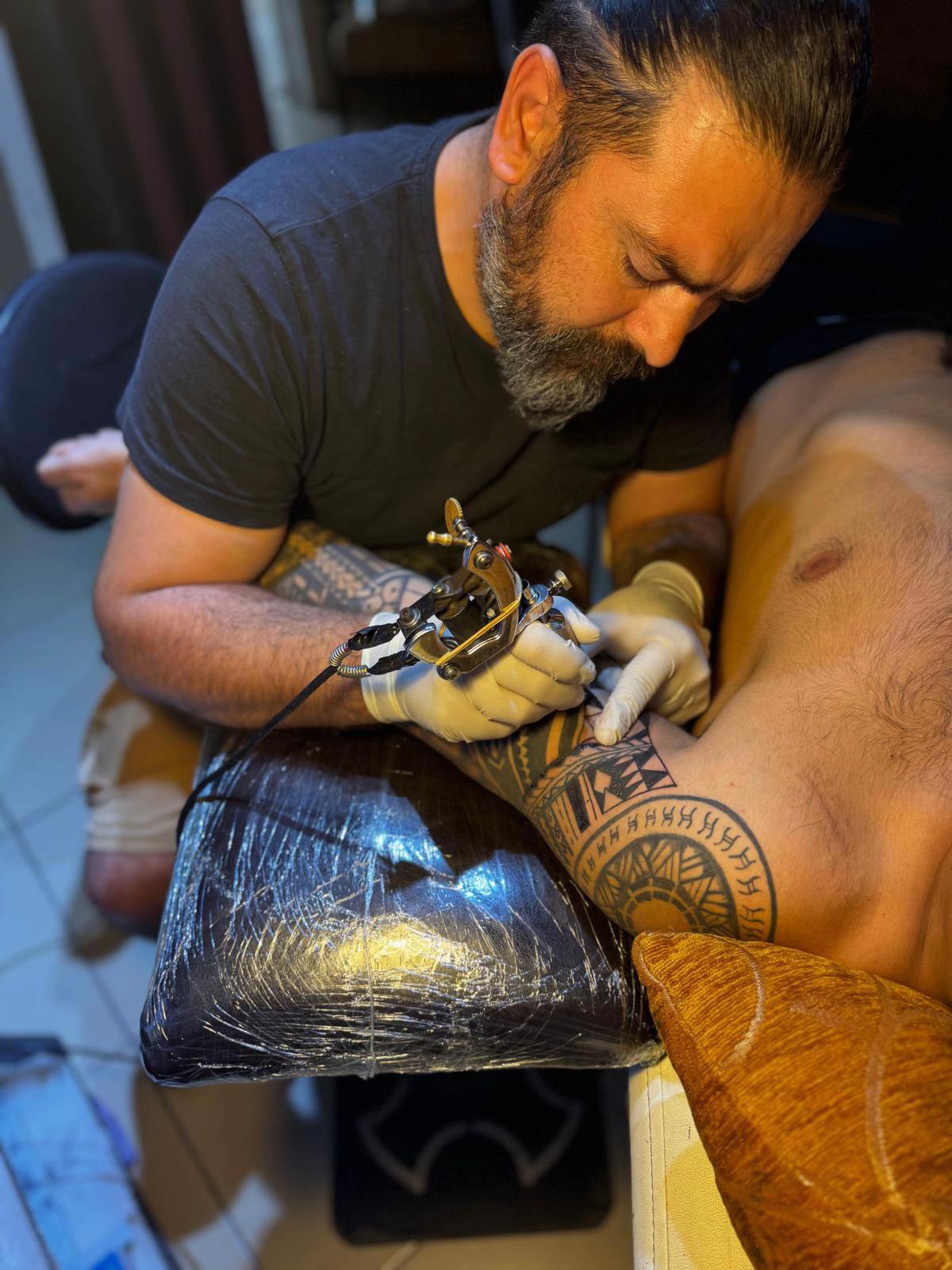 @Kara_inci_tattoo