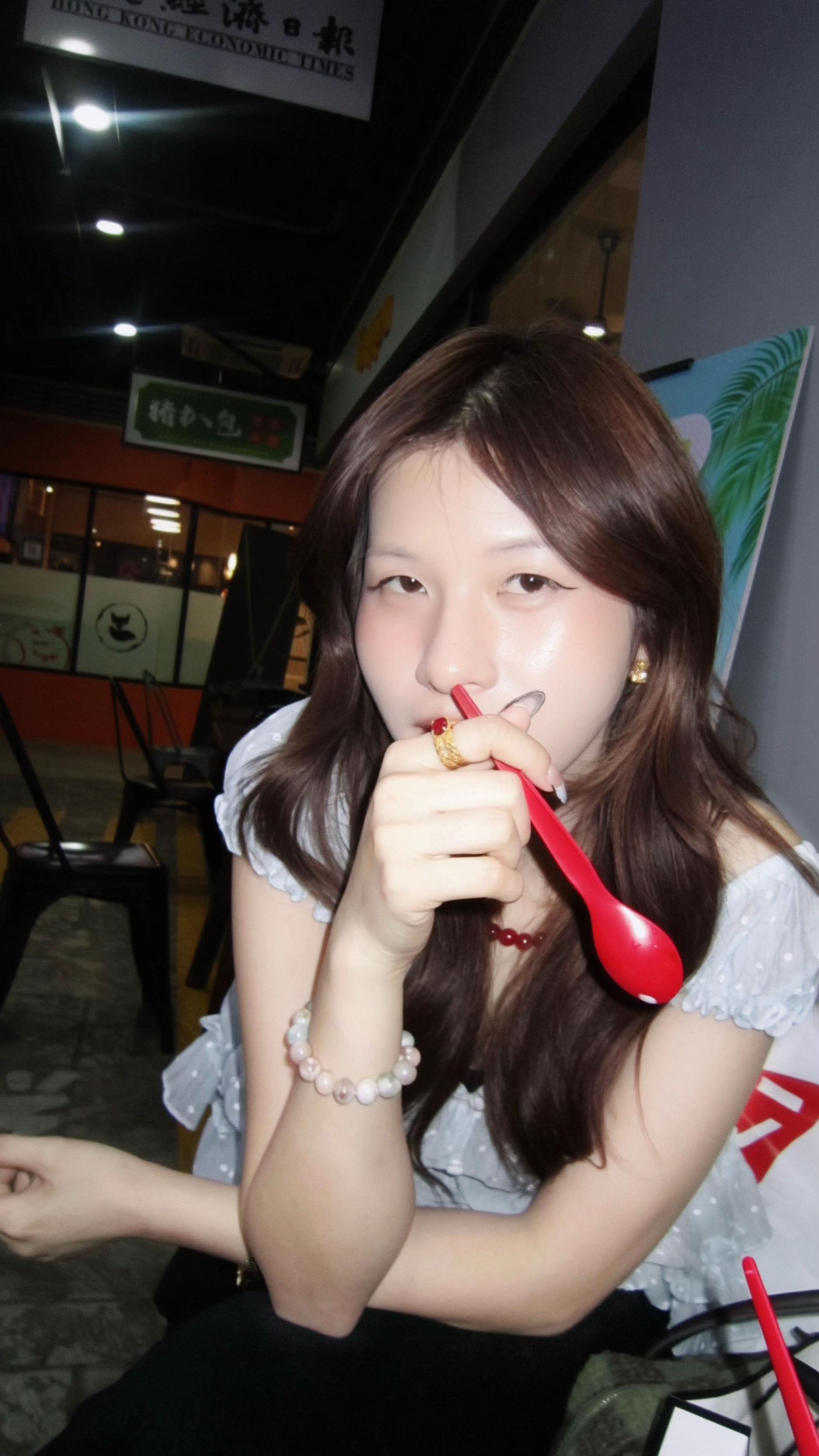 @Monika-ម៉ូនីកា