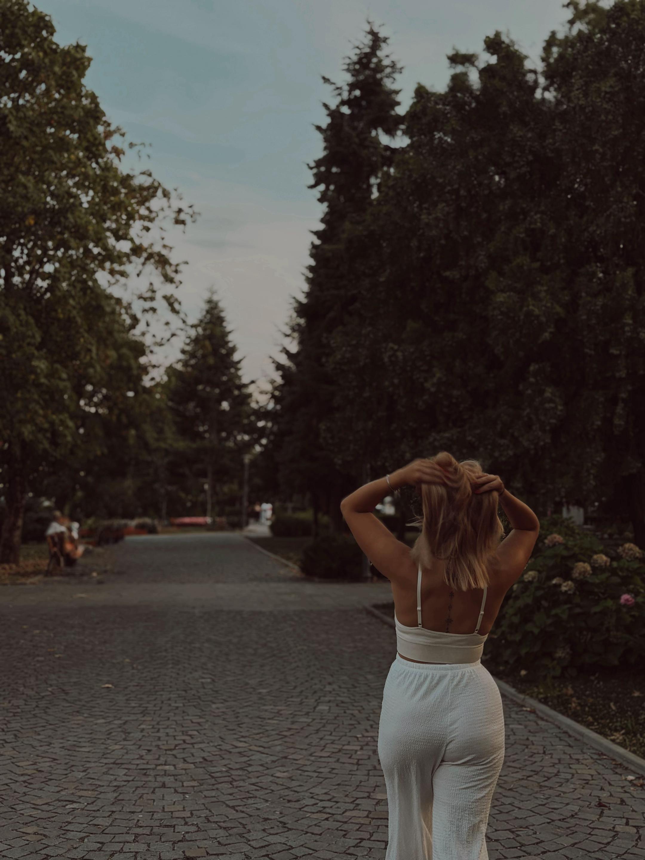 @Bondor Alexandra