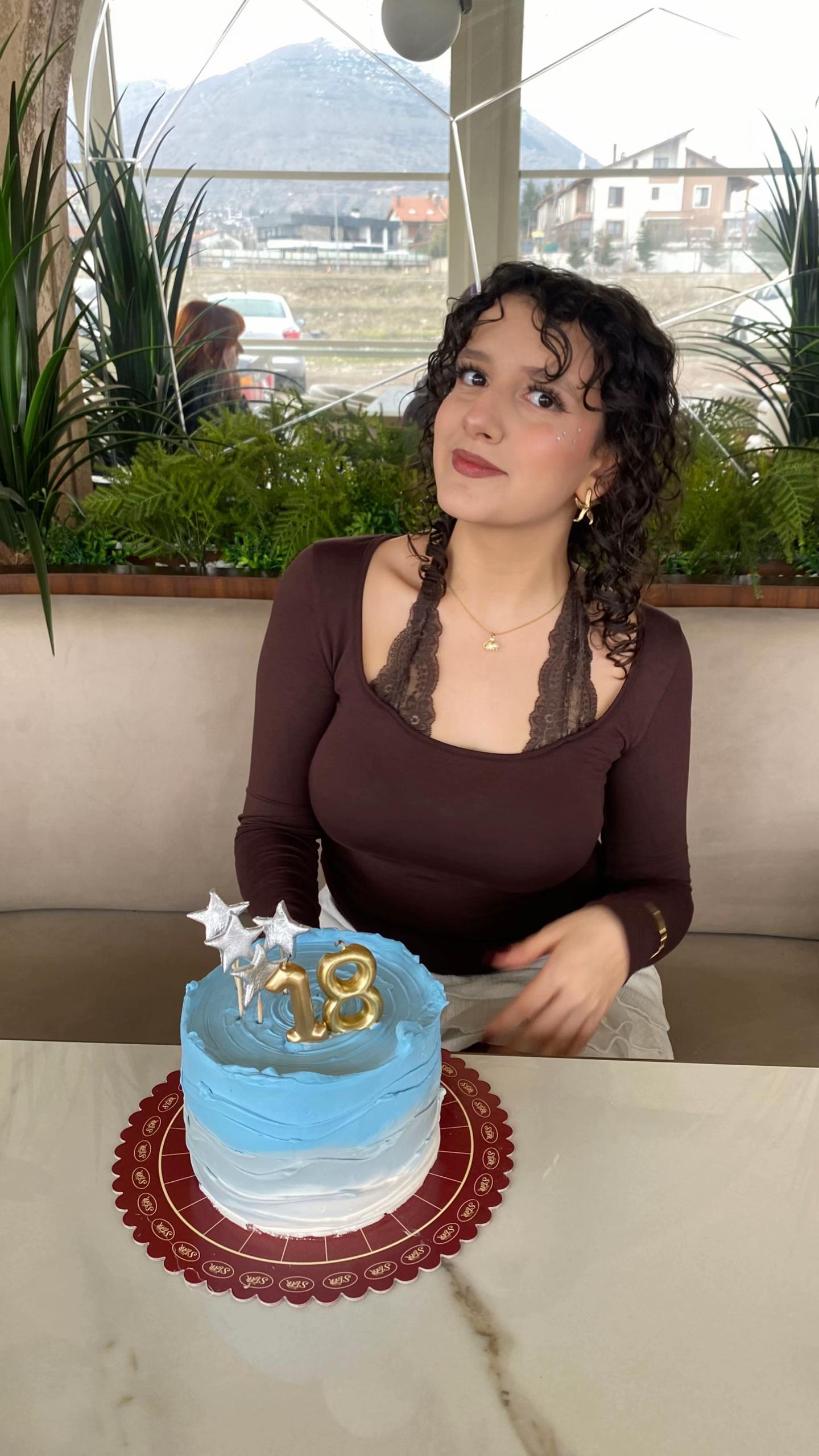 @esmaceviikk