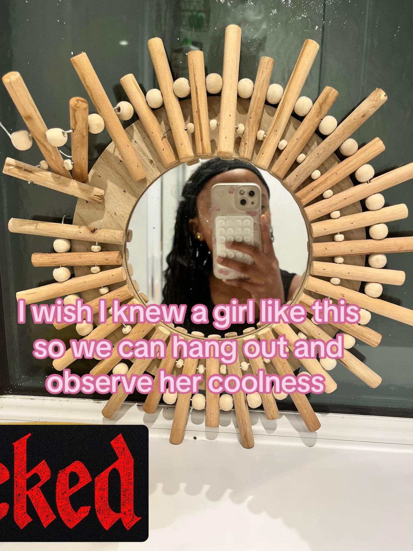@𝓣𝓪𝔂 💞
