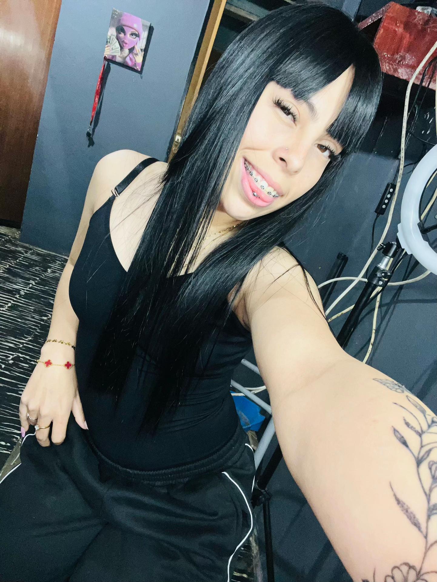 @melanytevezz