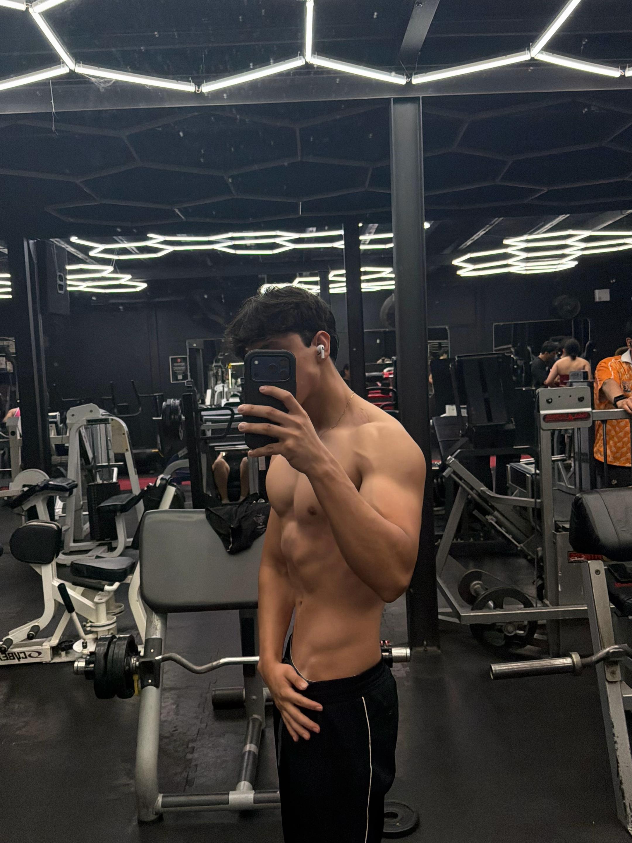 @Carloorrzz