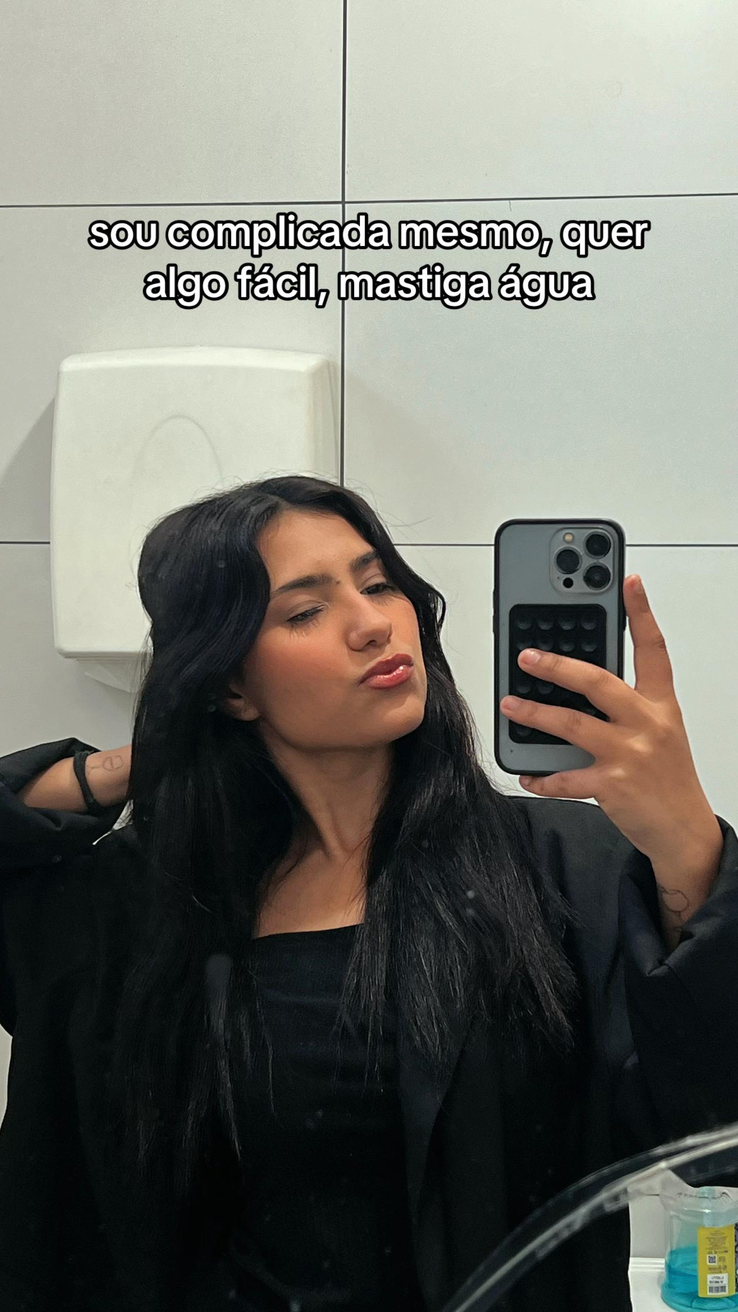 @_rayanemm