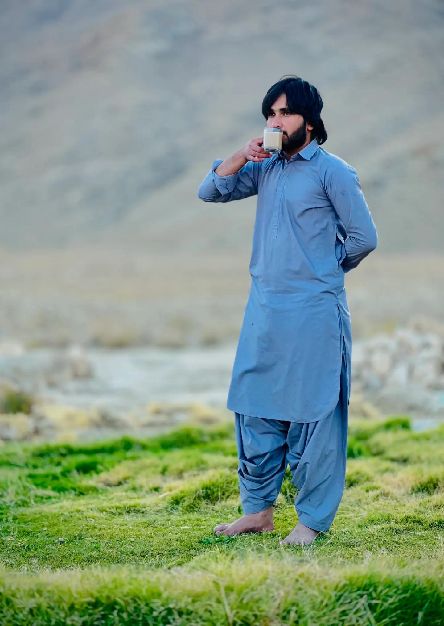 @AFTAB SHAH